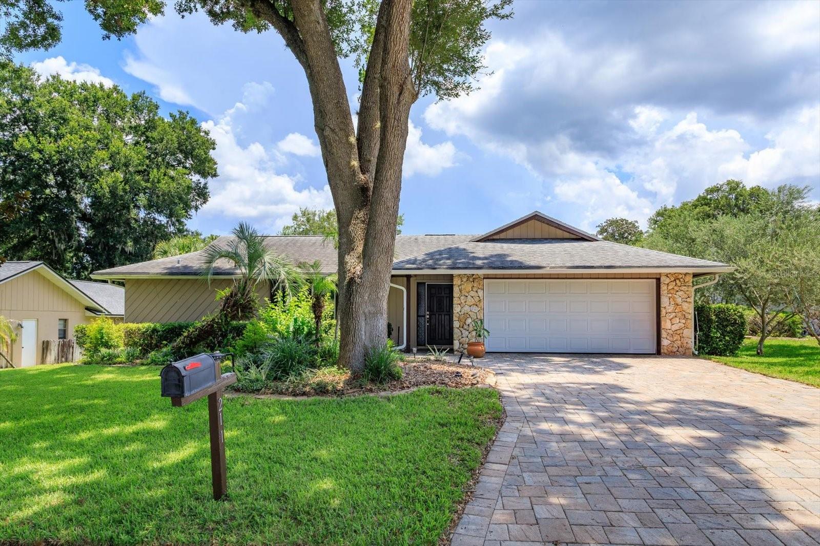 Photo of 211 STEVENAGE DRIVE LONGWOOD FL 32779