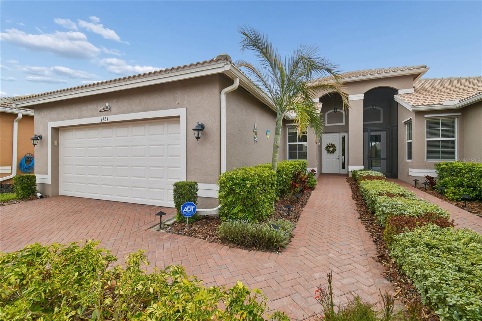 Photo of 4834 MARBLE SPRINGS CIRCLE WIMAUMA FL 33598