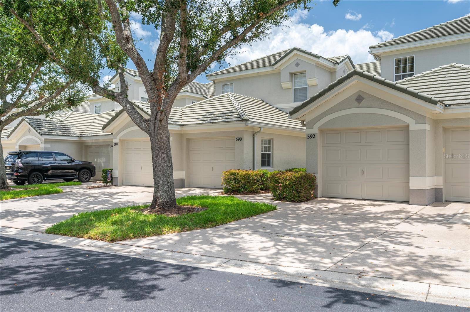 Photo of 590 GRASSLANDS VILLAGE CIRCLE #590 LAKELAND FL 33803