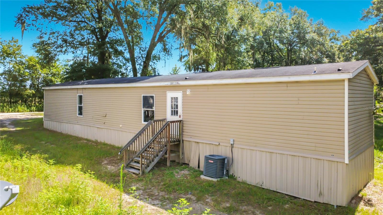 Photo of 21420 NE 41ST STREET WILLISTON FL 32696