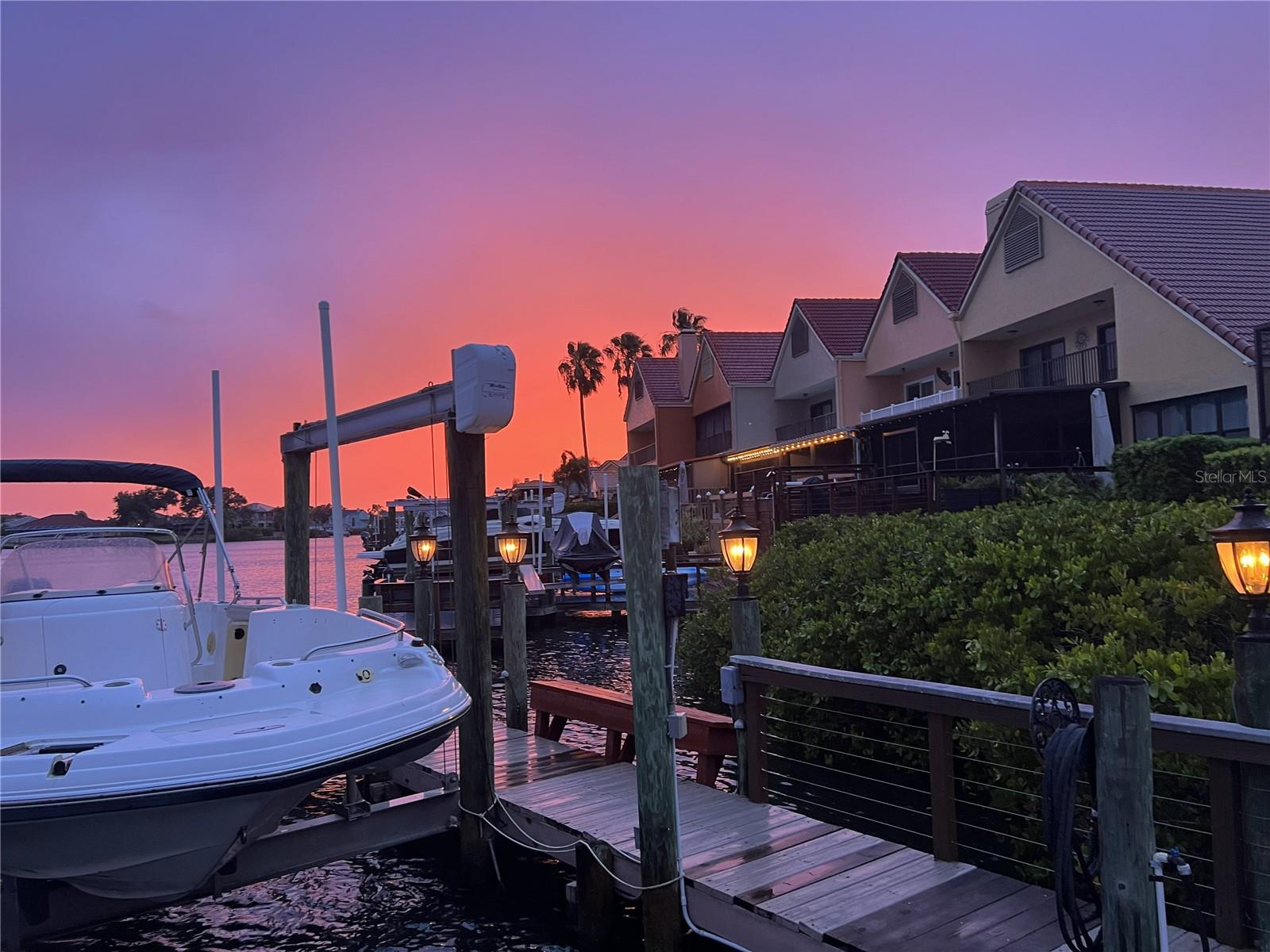 Photo of 820 SYMPHONY ISLES BOULEVARD APOLLO BEACH FL 33572