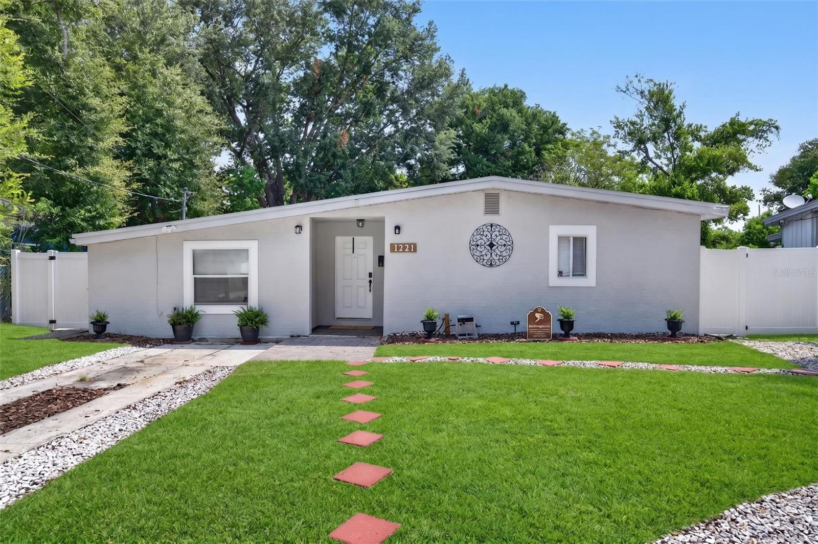 Photo of 1221 ELINORE DRIVE ORLANDO FL 32808