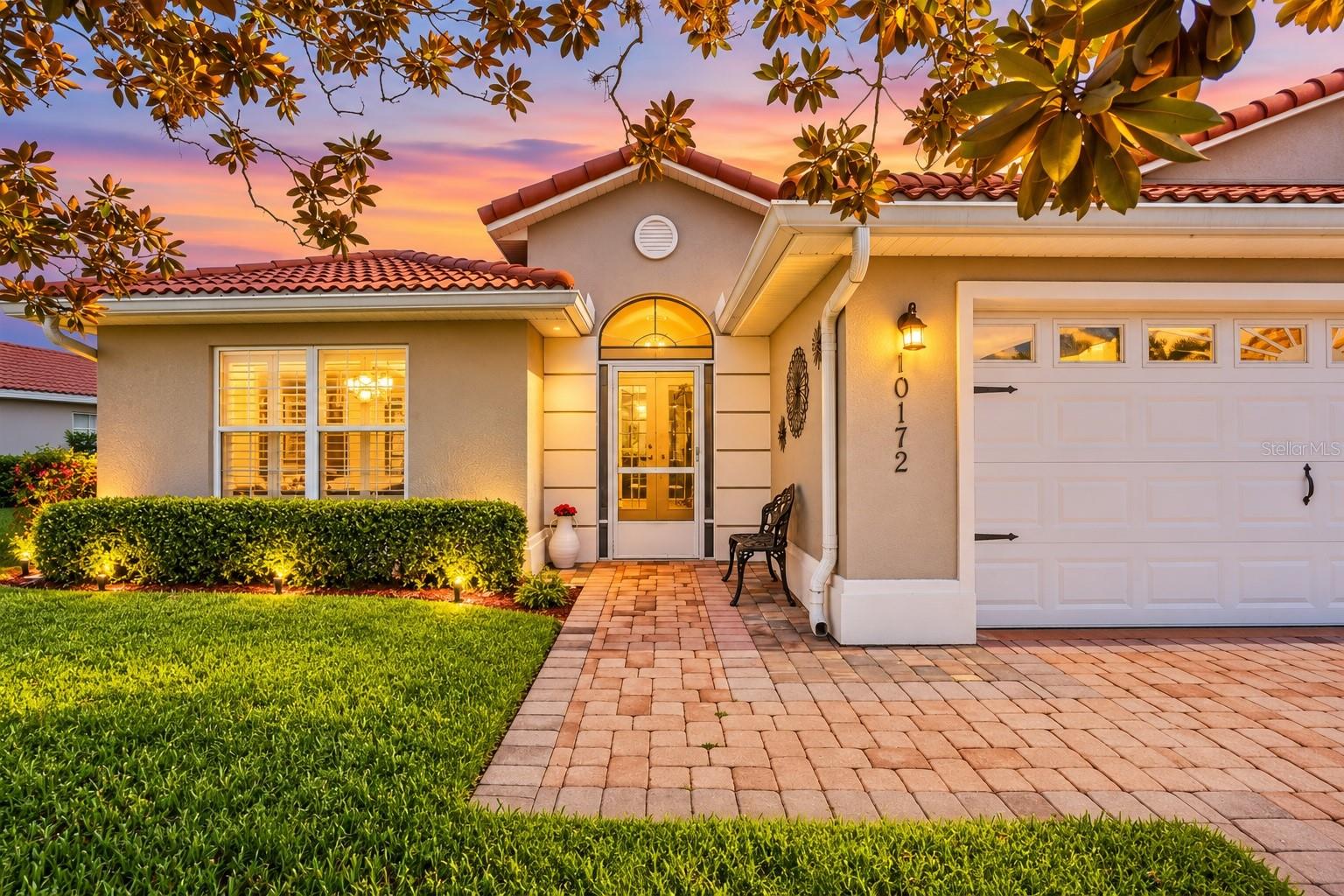 Photo of 10172 MAINSAIL DRIVE OXFORD FL 34484