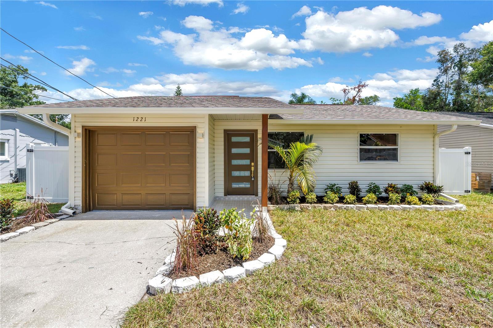 Photo of 1221 36TH TERRACE ST PETERSBURG FL 33704