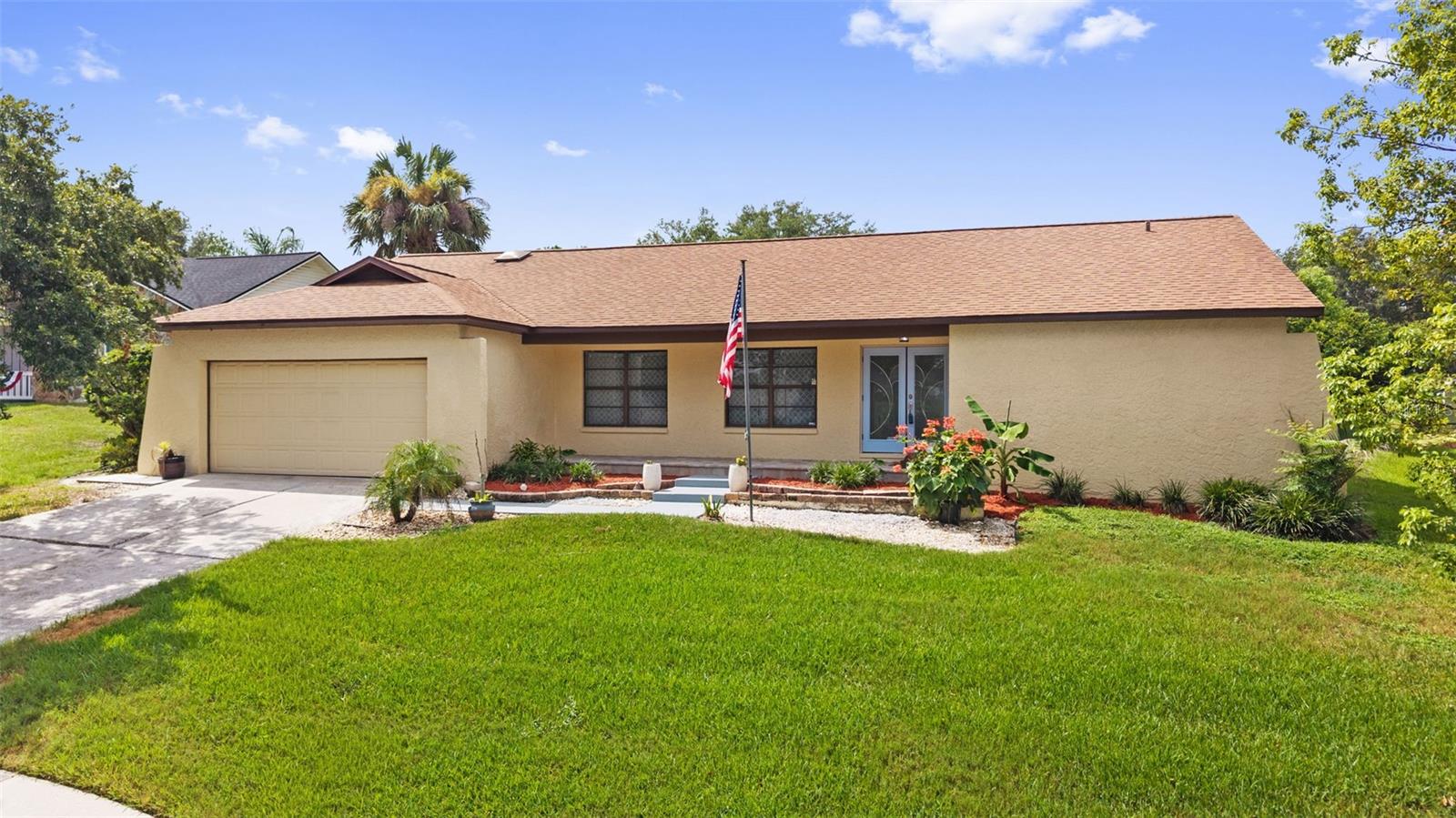Photo of 2311 LONG GREEN COURT VALRICO FL 33596