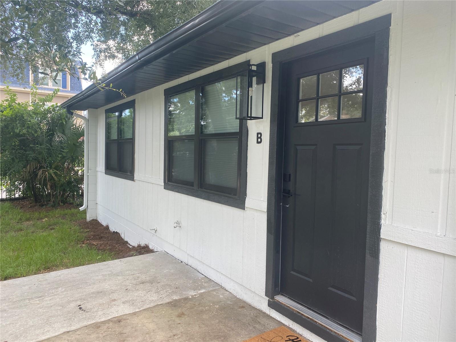 Photo of 704 ANGELINA LANE #B LAKELAND FL 33801