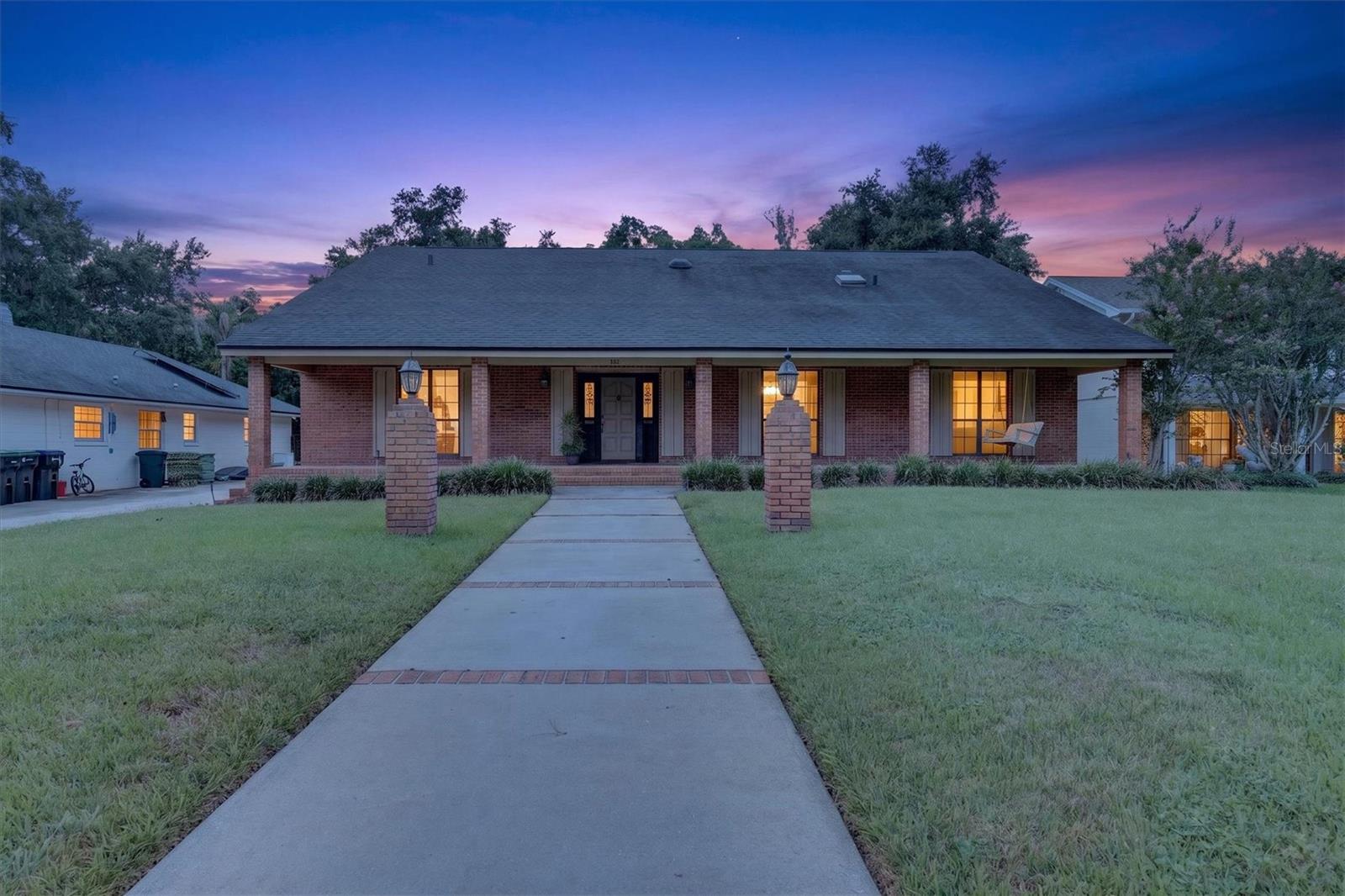 Photo of 306 OAK ESTATES DRIVE ORLANDO FL 32806