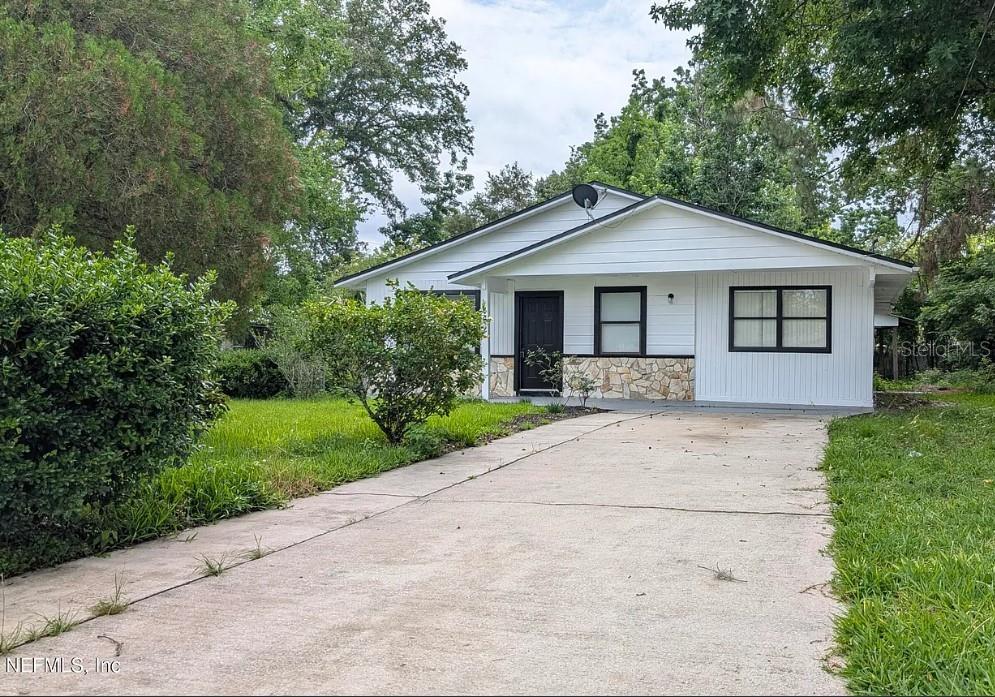 Photo of 462 SALLY STREET GREEN COVE SPRINGS FL 32043