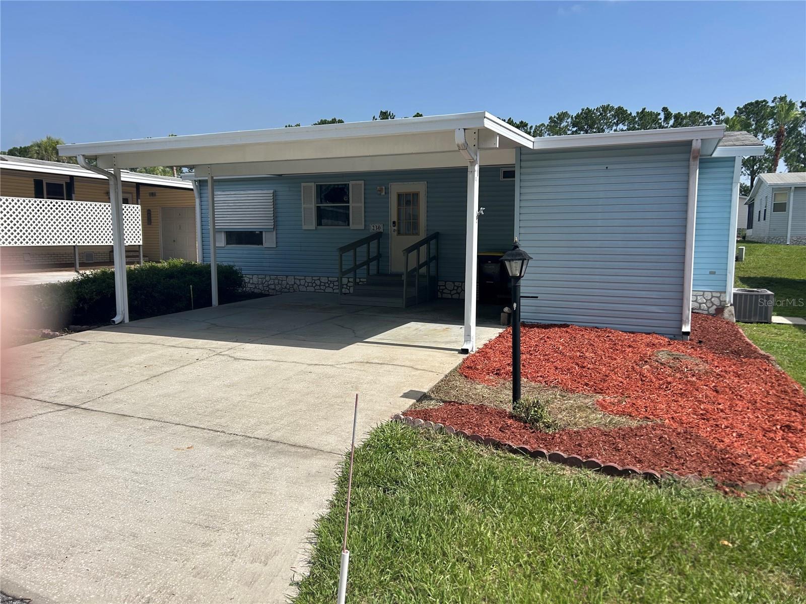 Photo of 230 SUE AVENUE DAVENPORT FL 33897