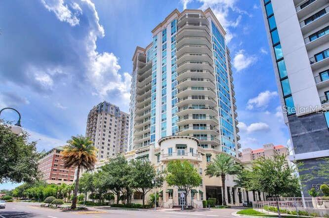 Photo of 450 KNIGHTS RUN AVENUE #102 TAMPA FL 33602