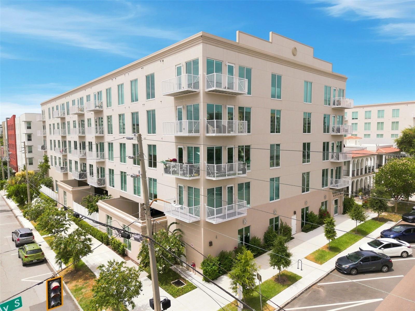 Photo of 600 3RD AVENUE #302 ST PETERSBURG FL 33701