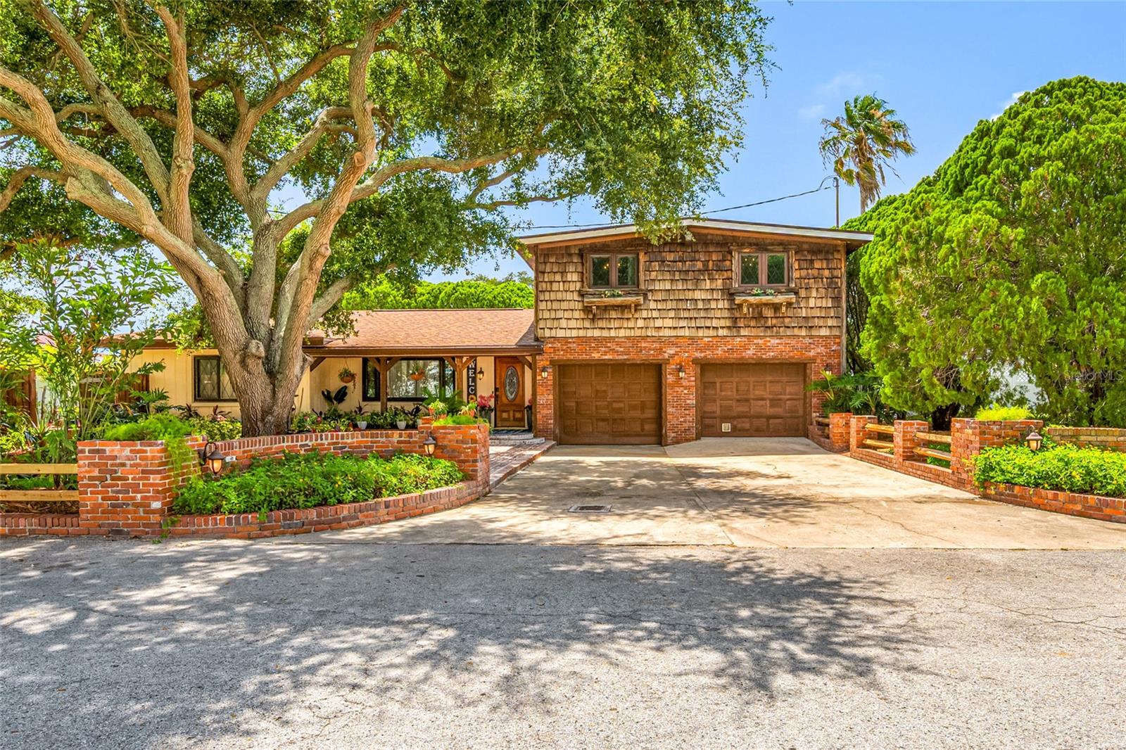 Photo of 1488 LACONIA DRIVE CLEARWATER FL 33764