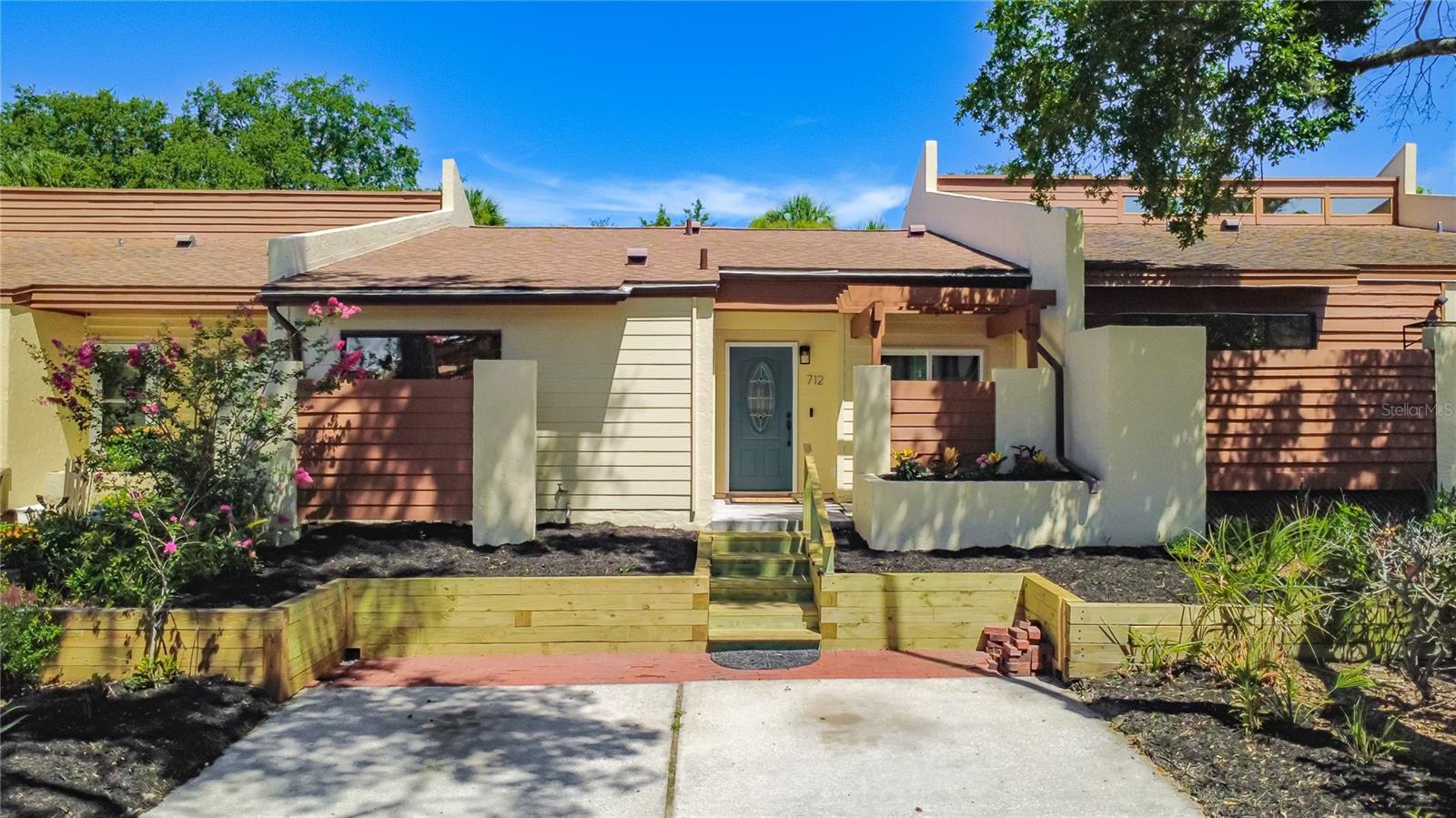 Photo of 712 TEAL LANE ALTAMONTE SPRINGS FL 32701