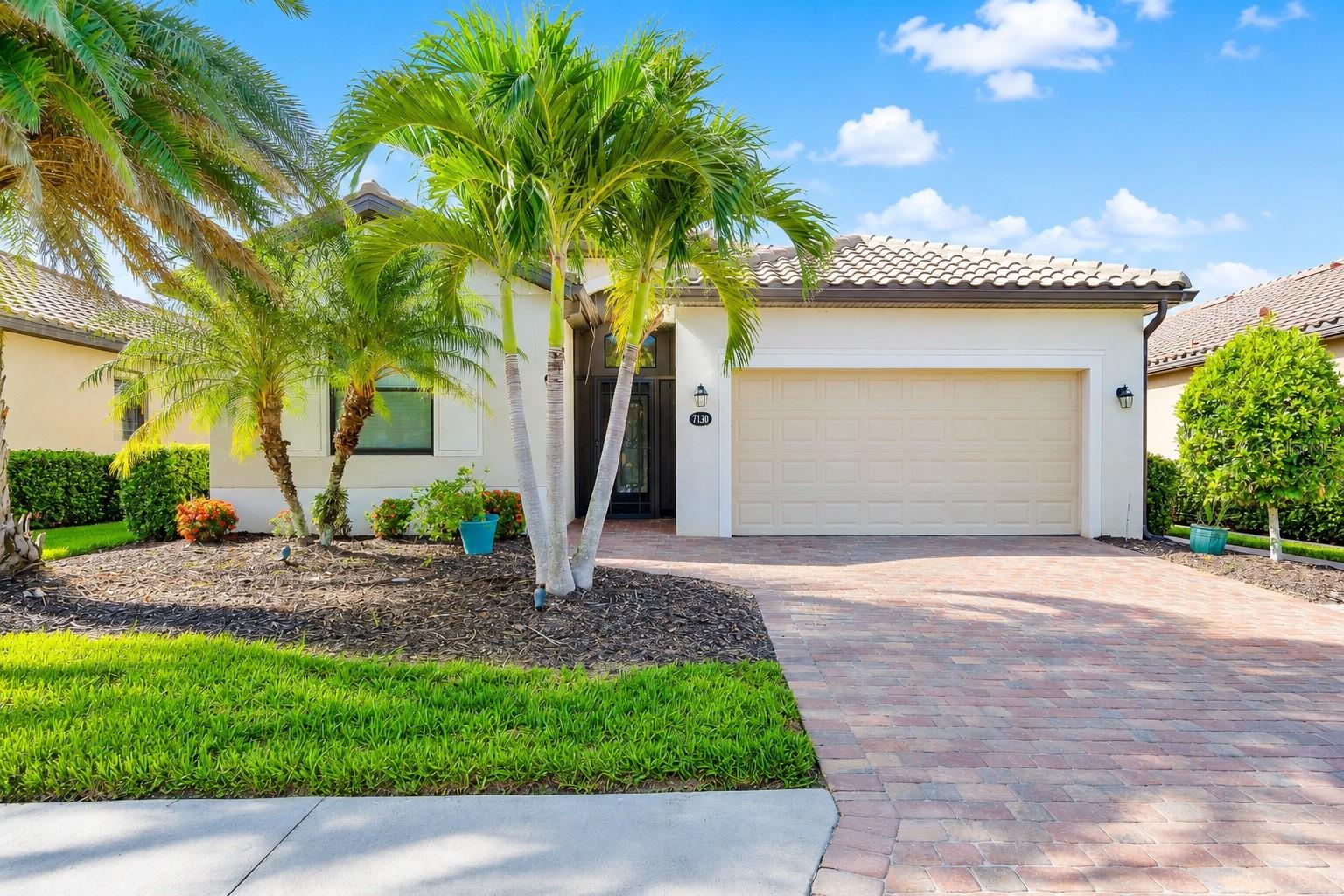 Photo of 7130 QUIET CREEK DRIVE BRADENTON FL 34212