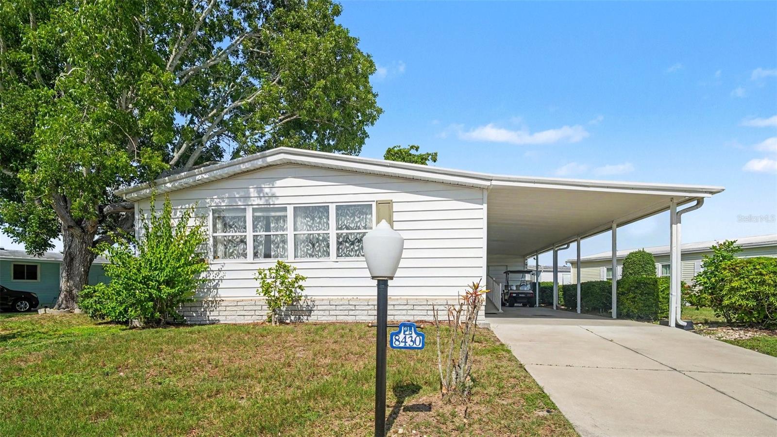 Photo of 8430 IMPERIAL CIRCLE PALMETTO FL 34221