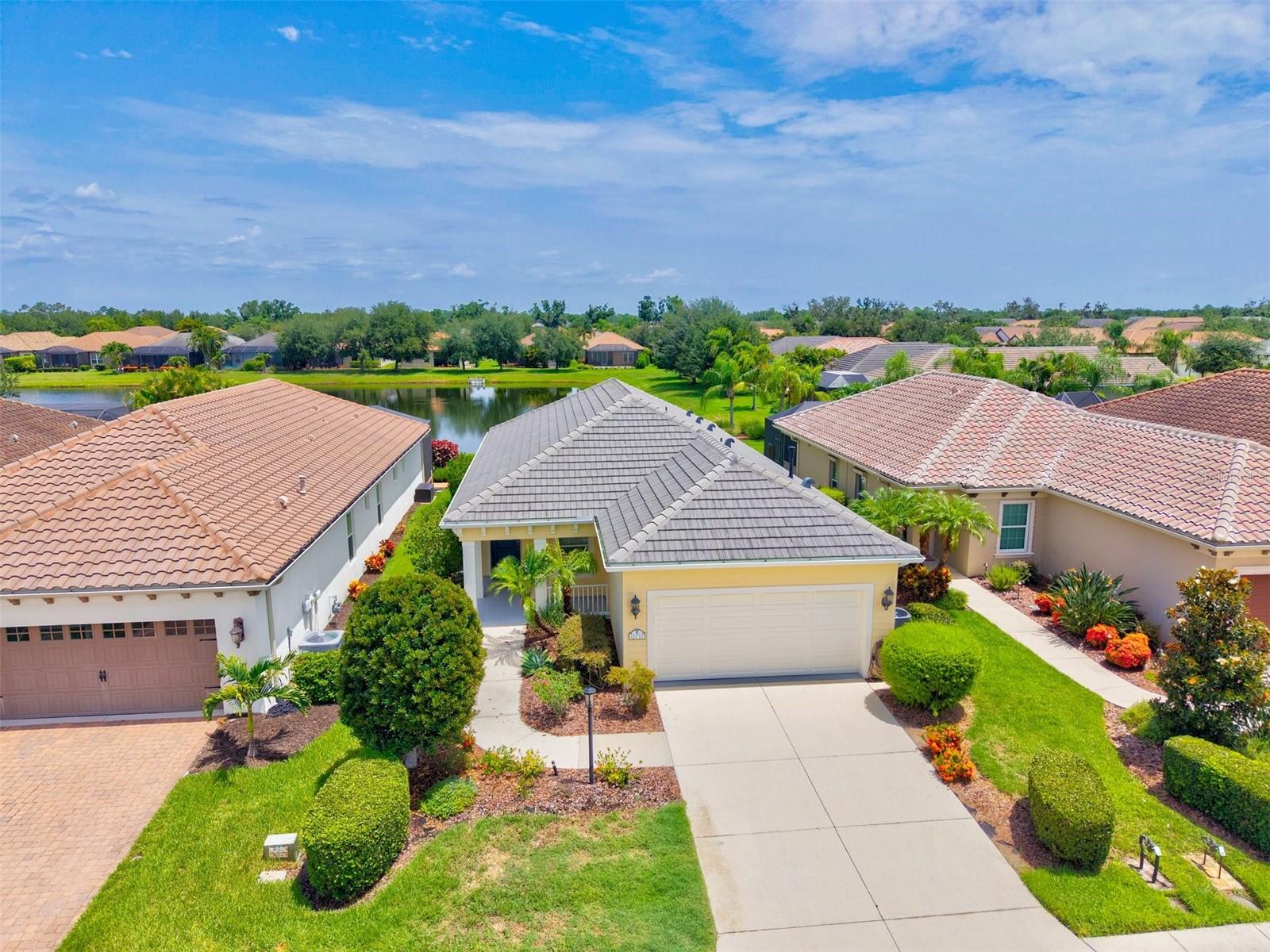 Photo of 12717 DEEP BLUE PLACE BRADENTON FL 34211