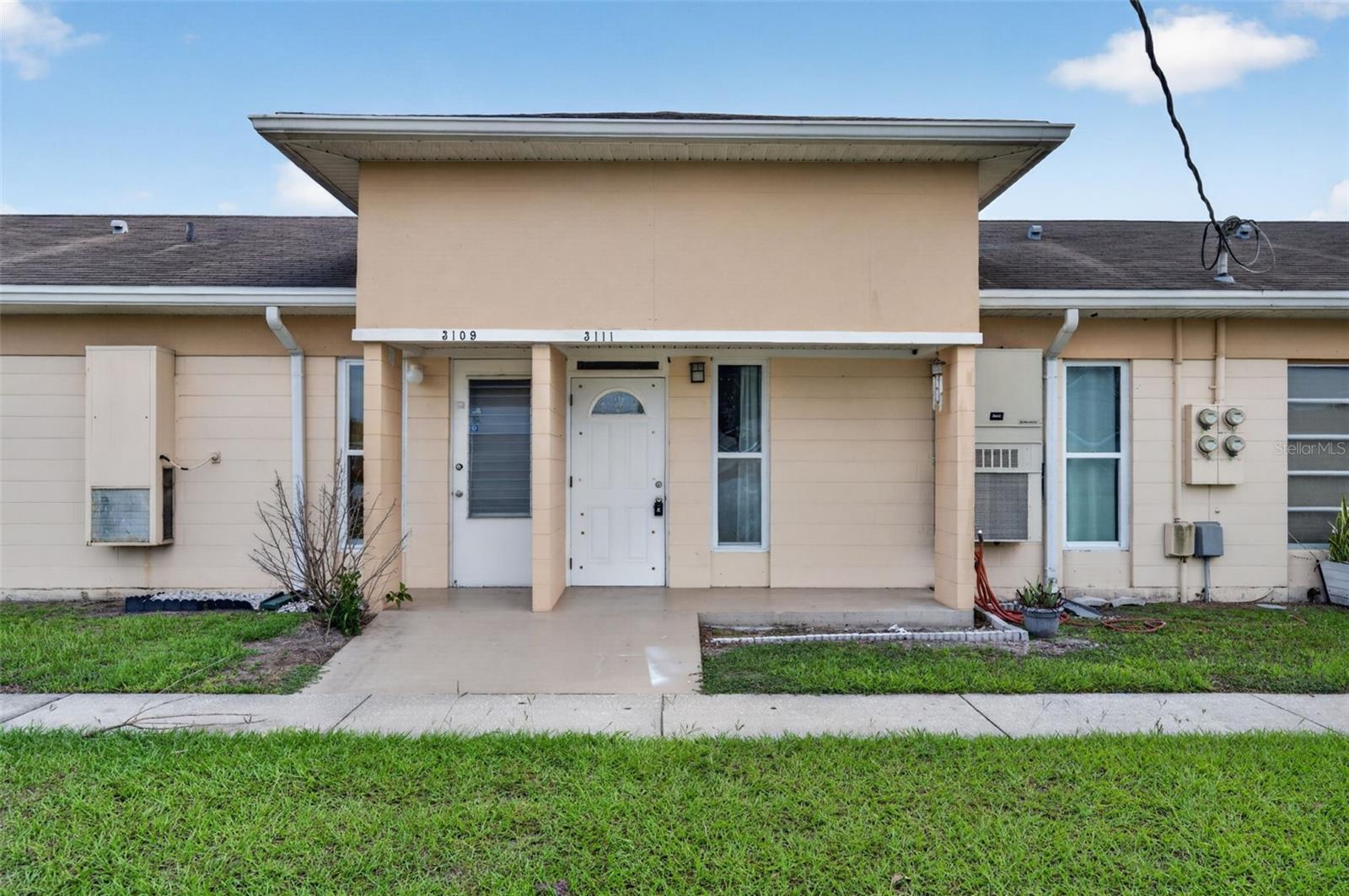 Photo of 3111 CLUB CIRCLE LAKE WALES FL 33854