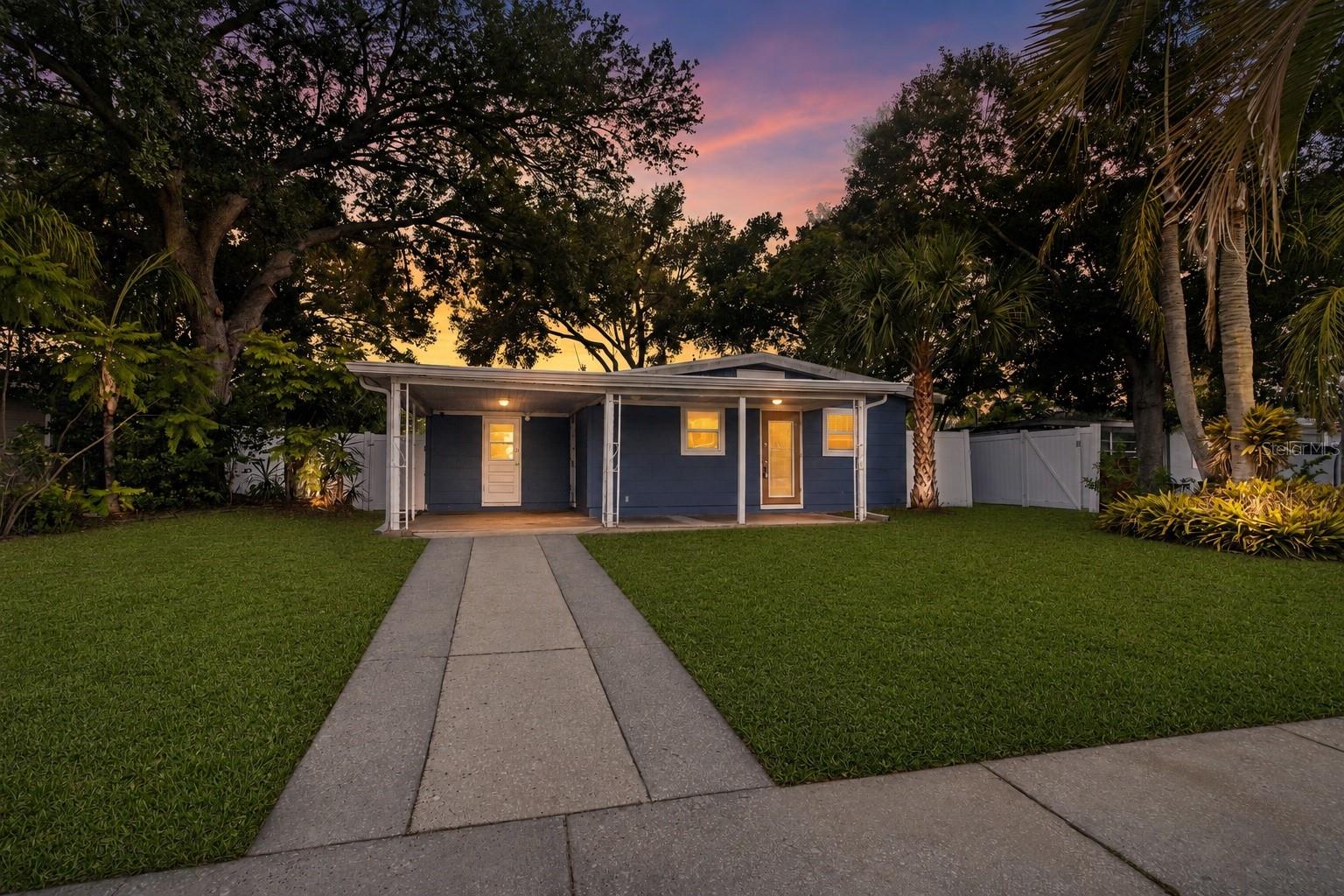 Photo of 4402 W TRILBY AVENUE TAMPA FL 33616