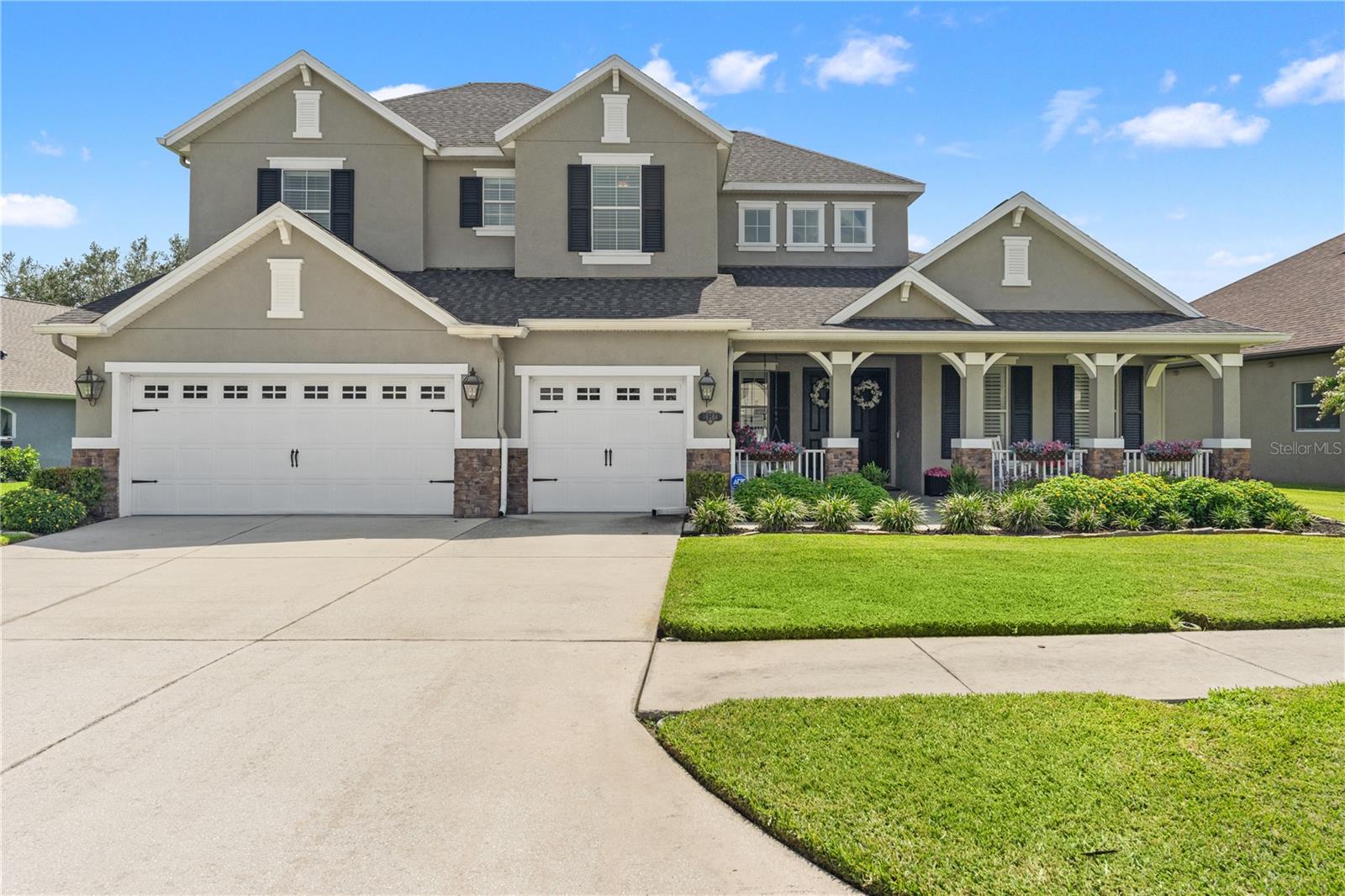 Photo of 19304 YELLOW CLOVER DRIVE TAMPA FL 33647