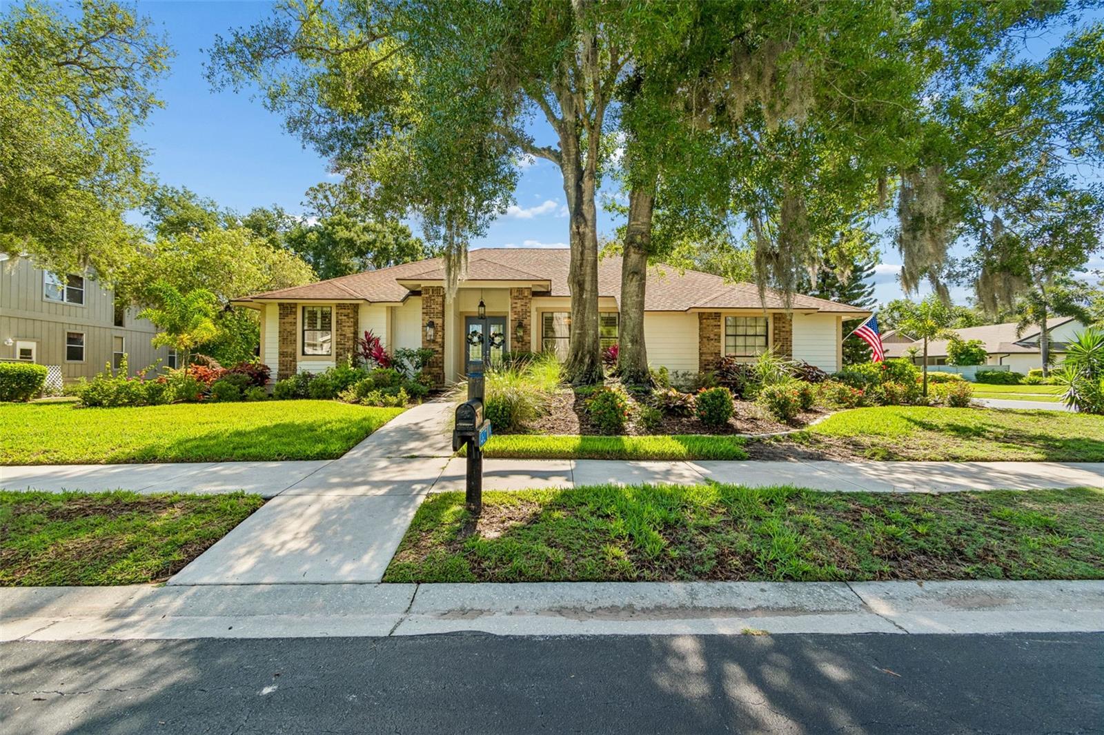 Photo of 4627 TRAILS DRIVE SARASOTA FL 34232