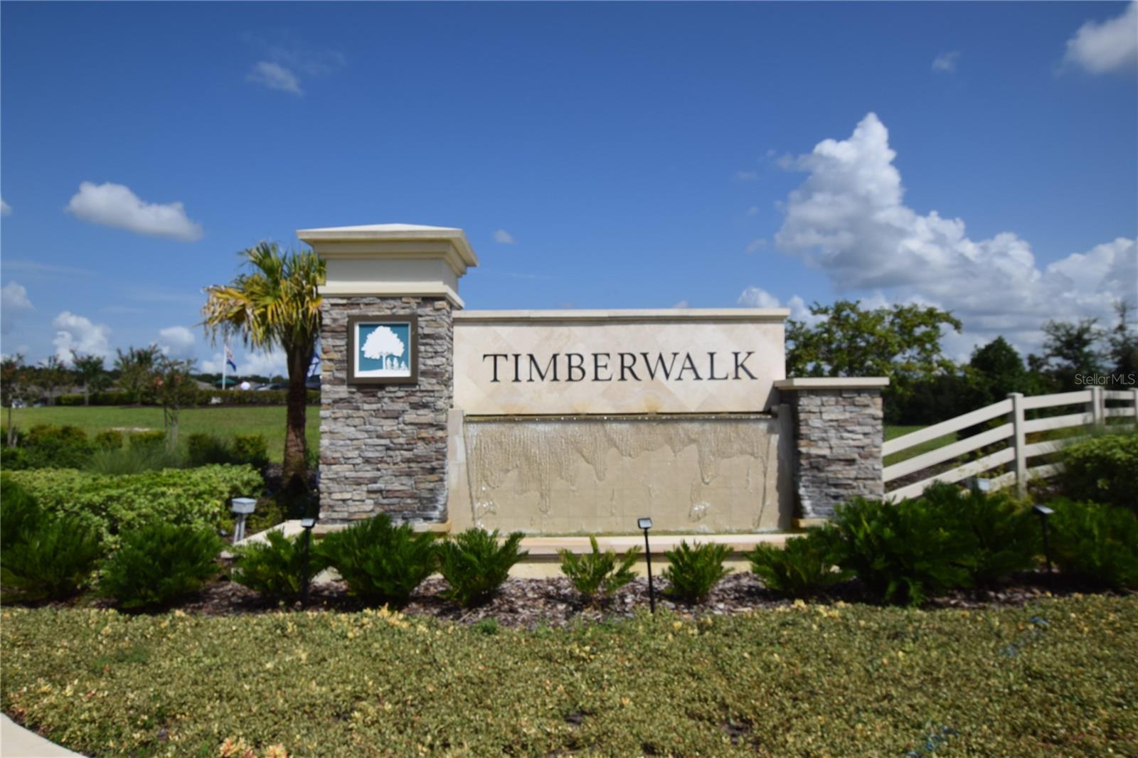 Photo of 5215 MAHOGANY DRIVE MOUNT DORA FL 32757