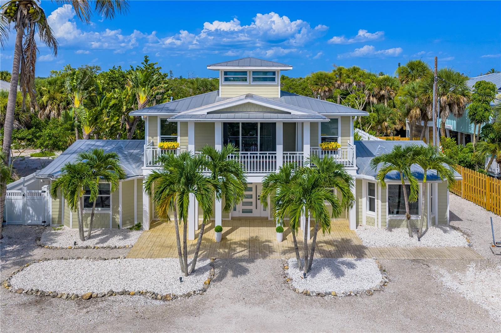 Photo of 550 N GULF BOULEVARD PLACIDA FL 33946