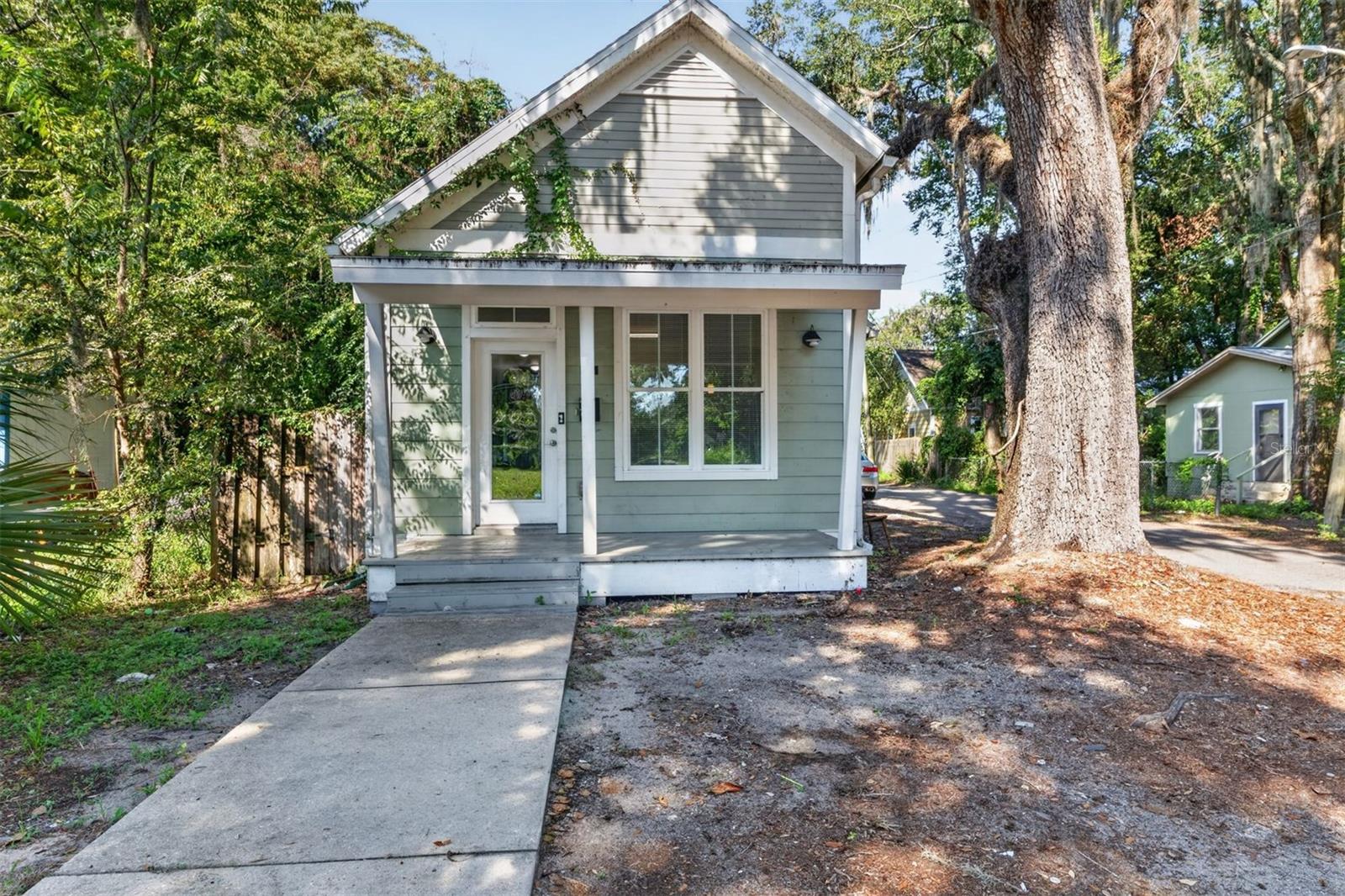 Photo of 727 NW 4TH AVENUE GAINESVILLE FL 32601