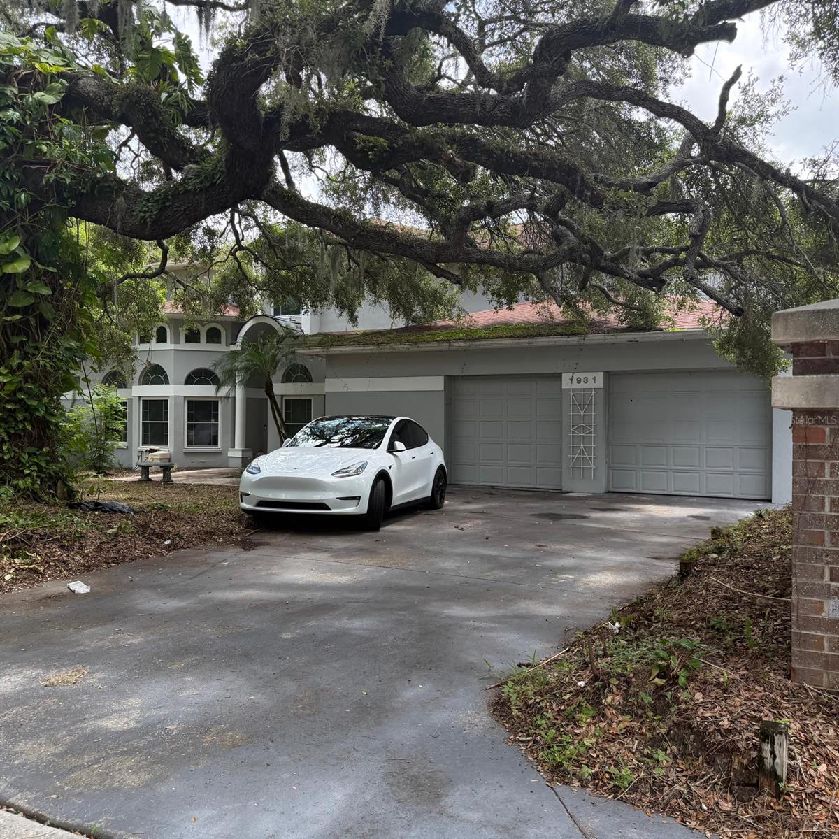 Photo of 1931 OAK RIDGE COURT CLEARWATER FL 33759