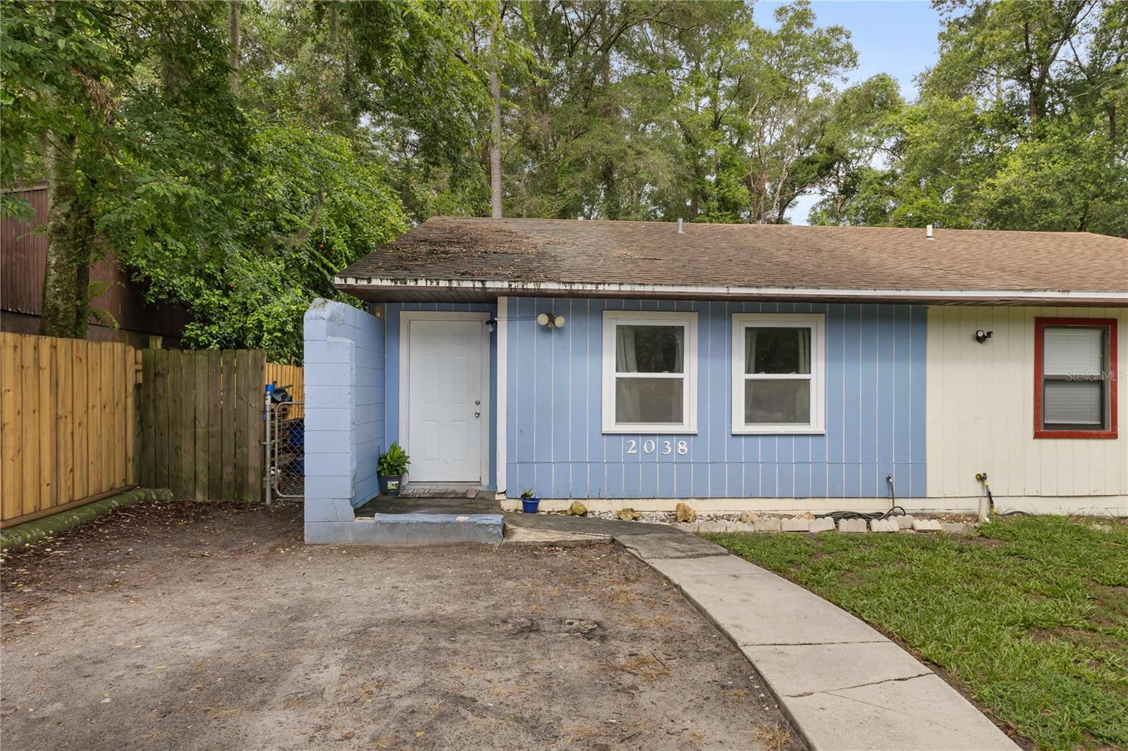 Photo of 2038 SW 70TH TERRACE GAINESVILLE FL 32607