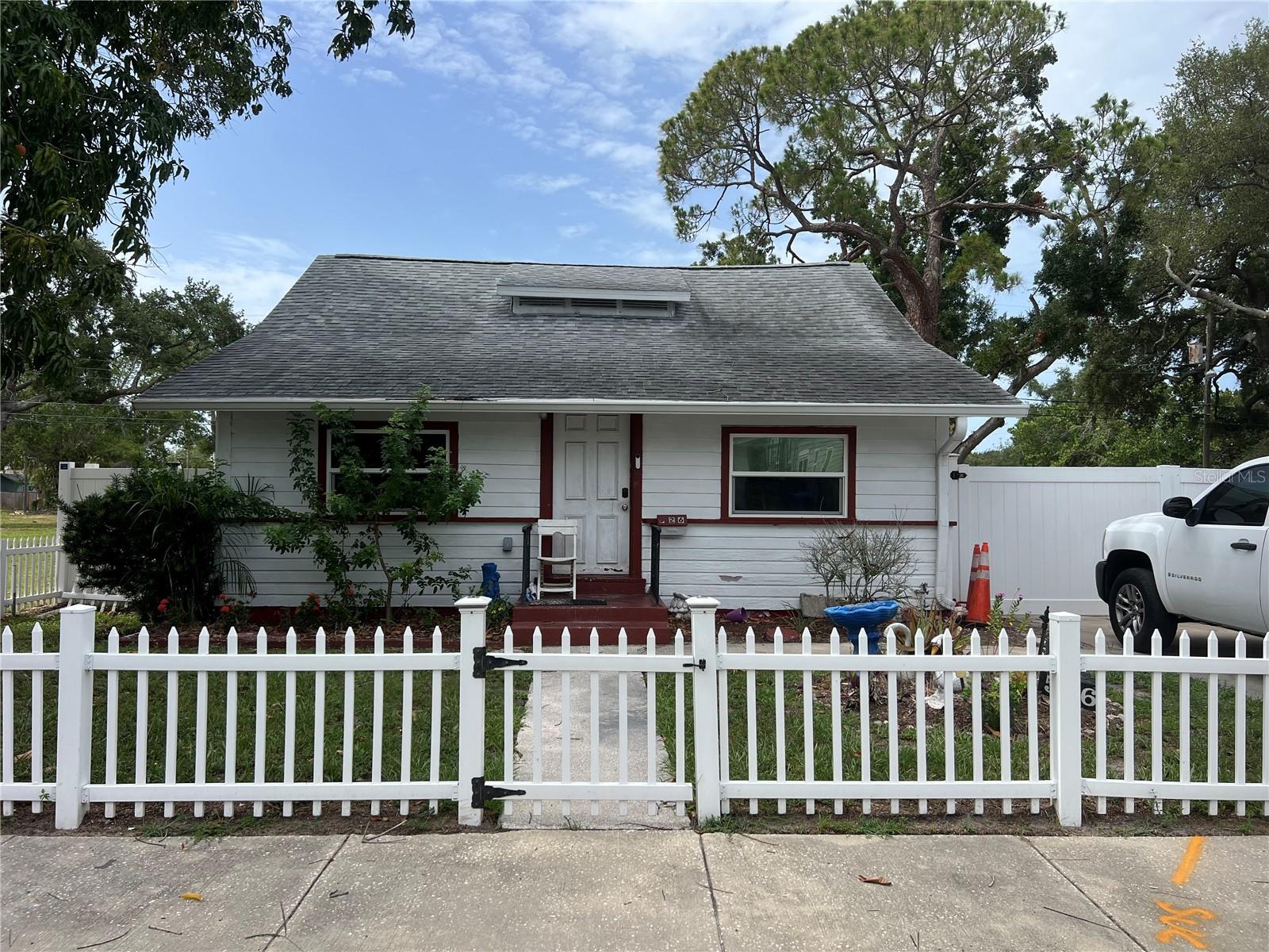 Photo of 526 14TH AVENUE ST PETERSBURG FL 33701
