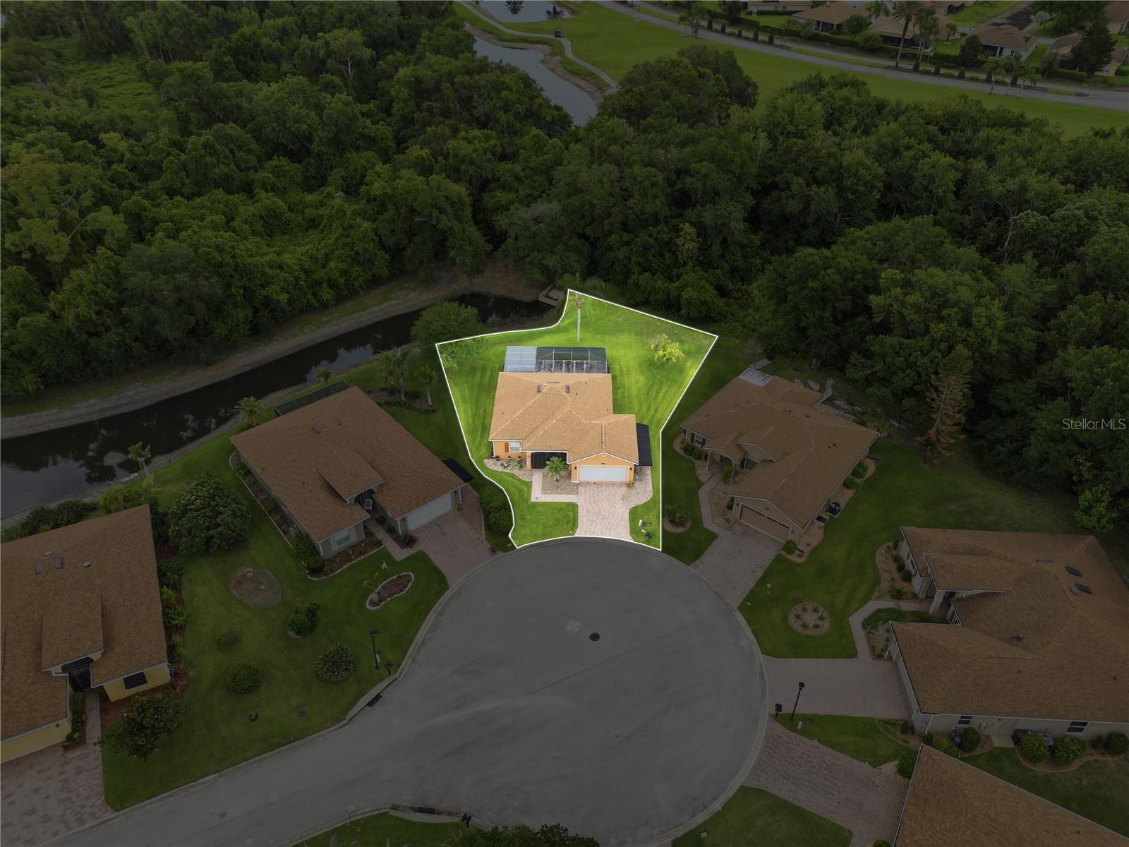 Photo of 4188 ABERDEEN LANE LAKE WALES FL 33859