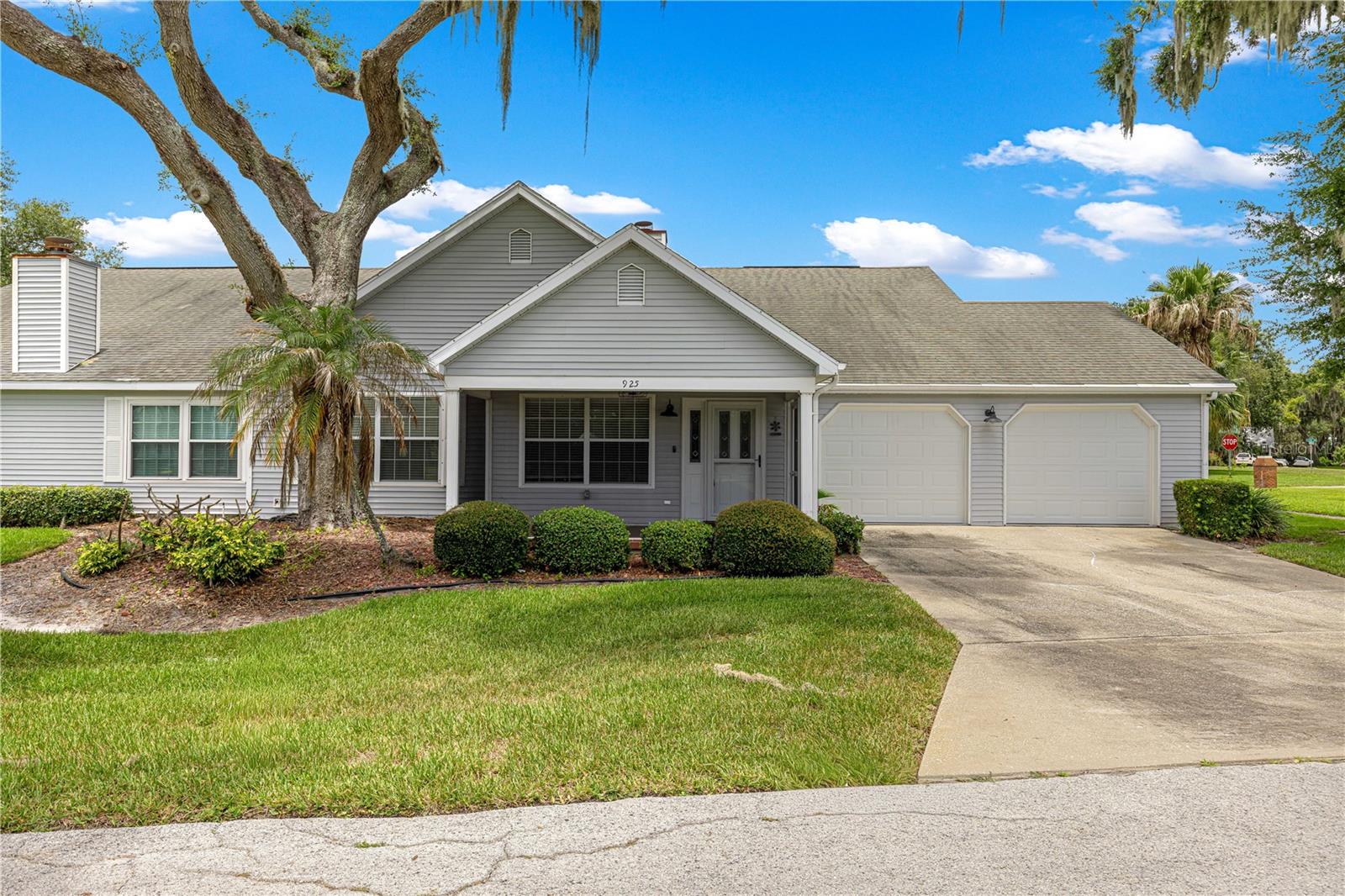 Photo of 925 BEVERLY HARBORS DRIVE LEESBURG FL 34748