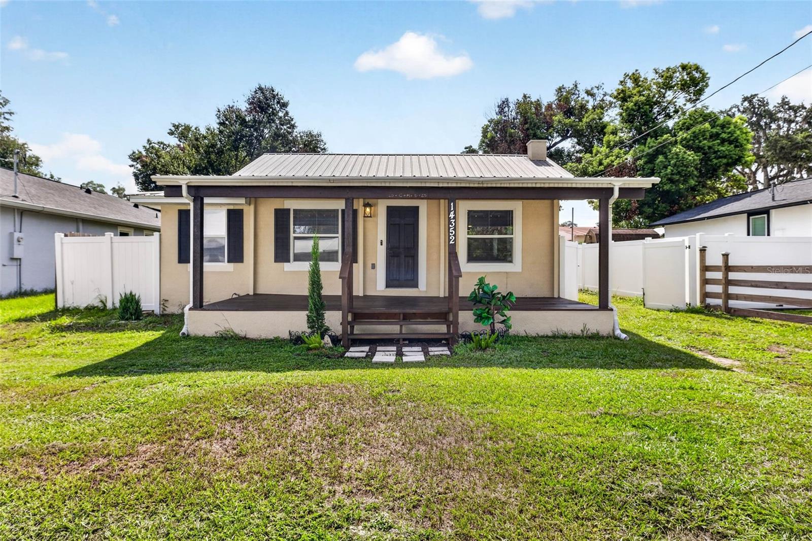 Photo of 14352 LAWRENCE STREET DADE CITY FL 33523