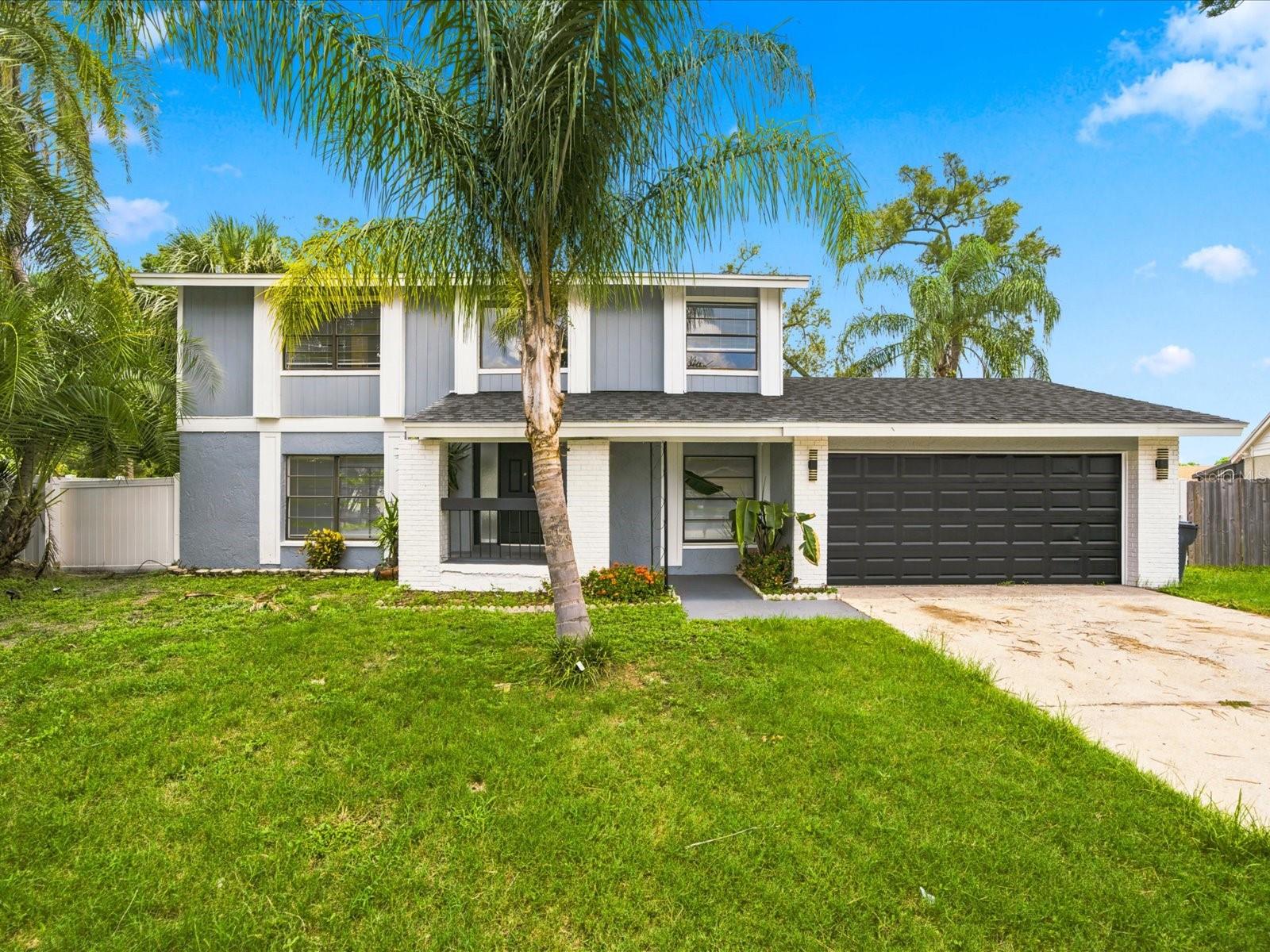 Photo of 11314 LAUREL CREST LANE TAMPA FL 33624