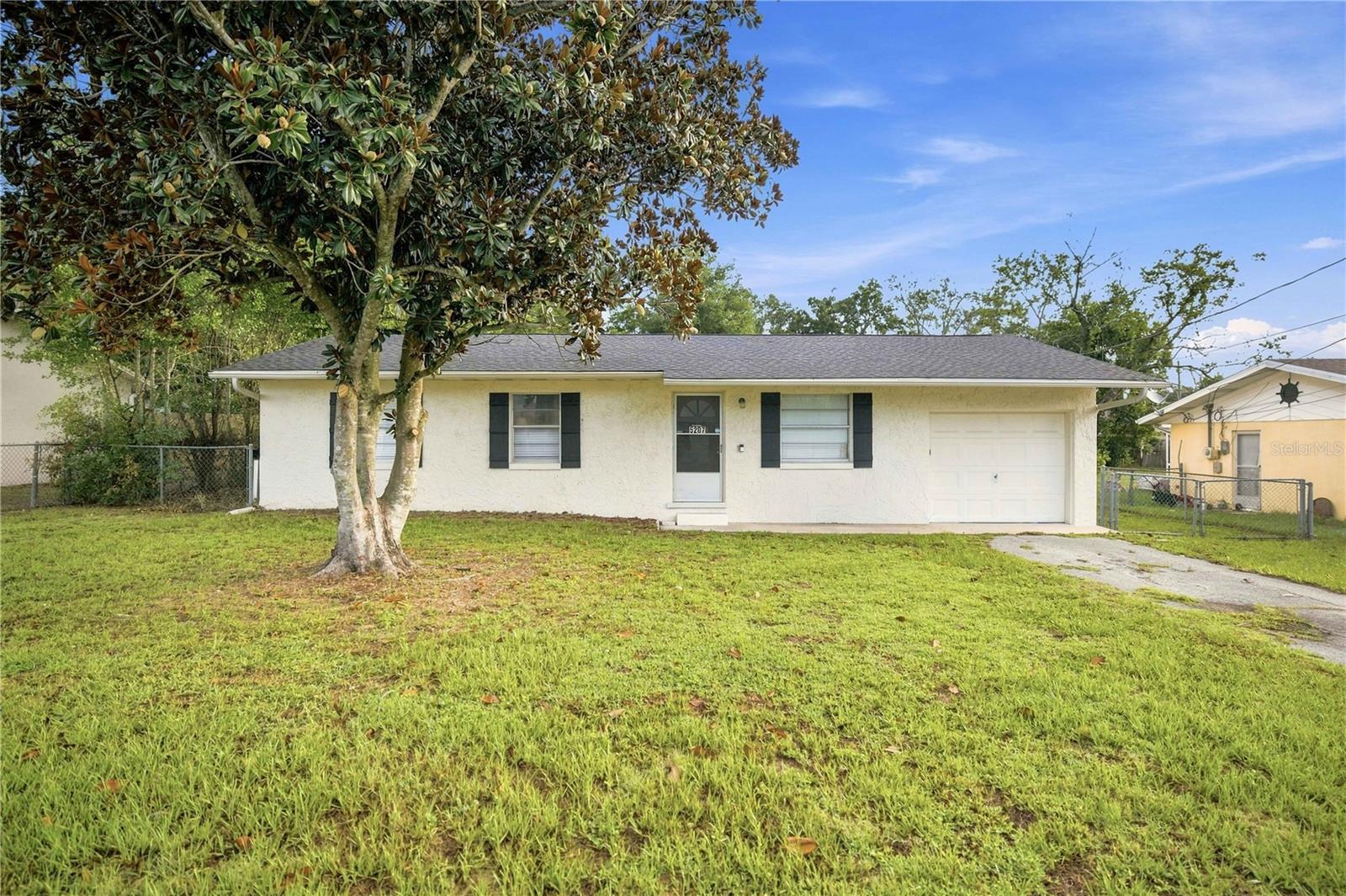 Photo of 5207 SE 107TH PLACE BELLEVIEW FL 34420