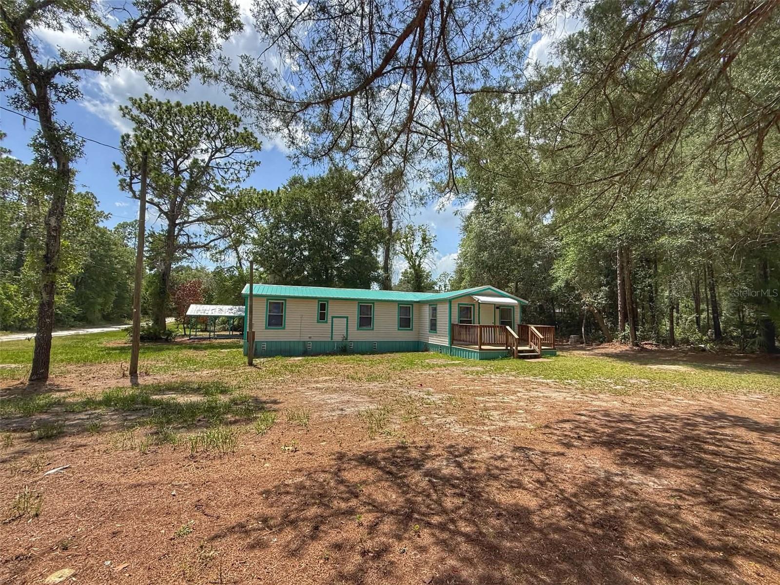 Photo of 65 NE 528TH AVENUE OLD TOWN FL 32680