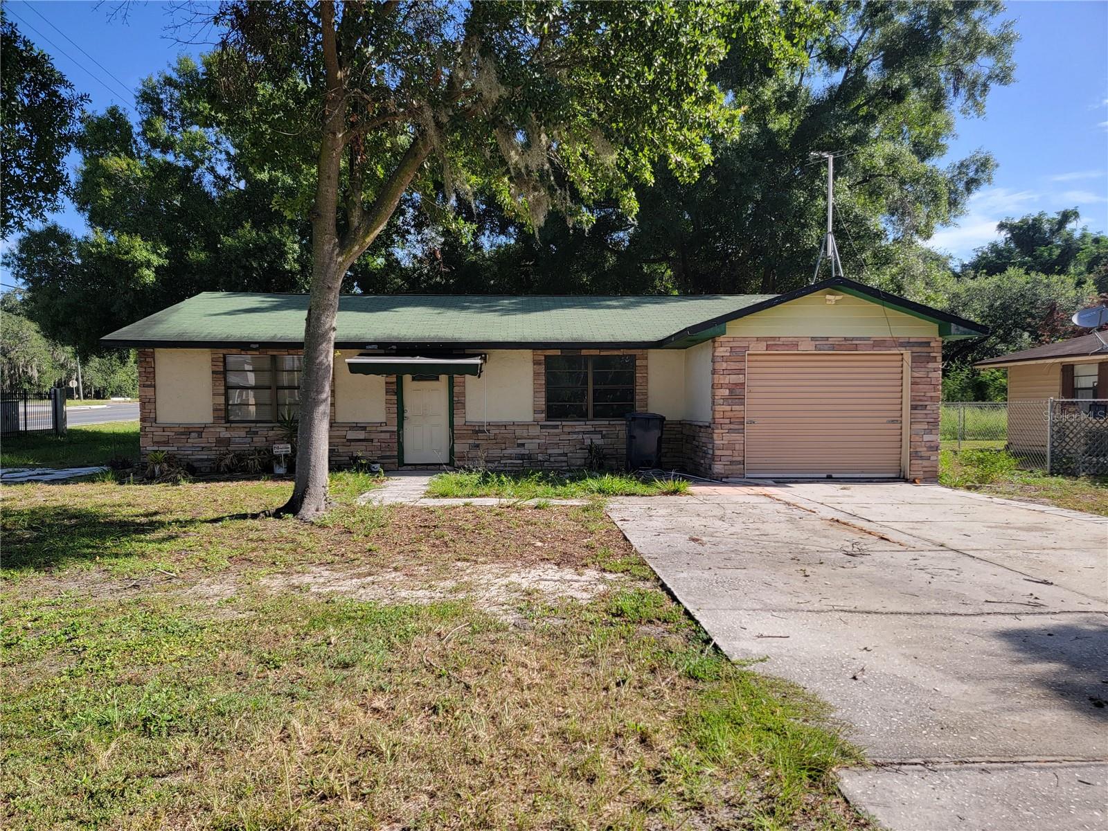 Photo of 2240 GABARONE BOULEVARD AUBURNDALE FL 33823