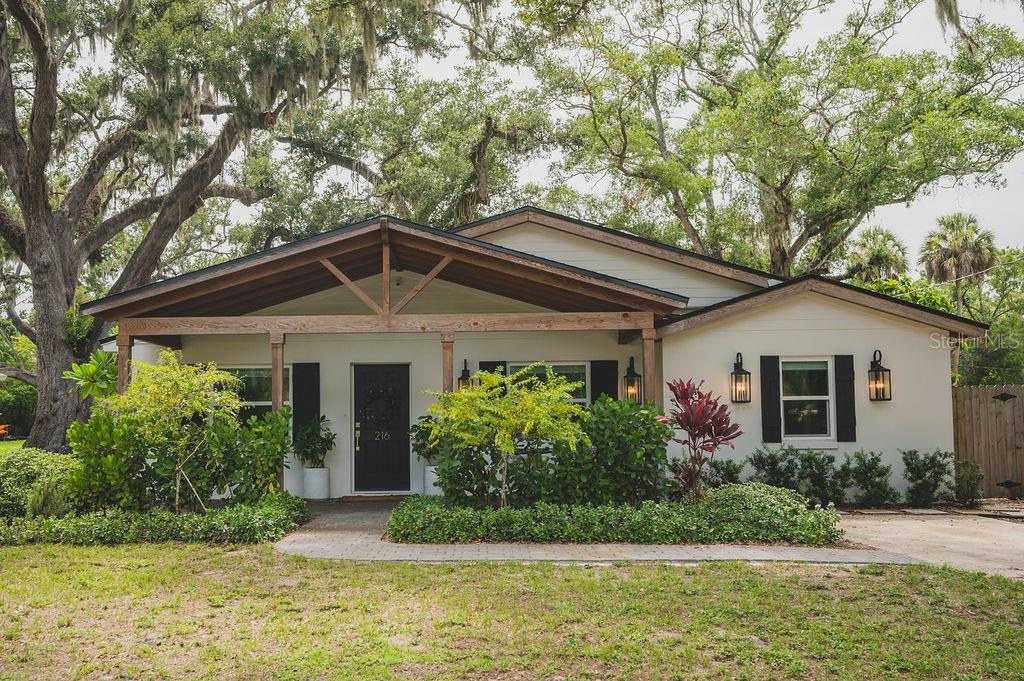 Photo of 216 18TH STREET BRADENTON FL 34208