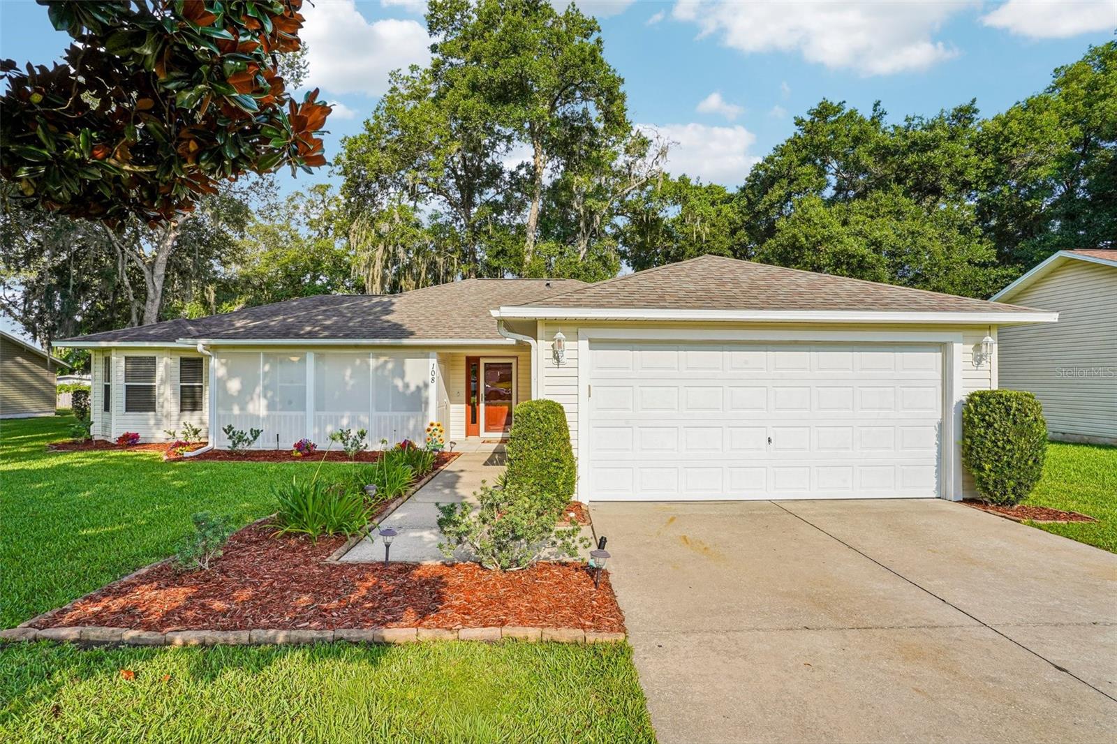 Photo of 108 CHERRY BLOSSOM LANE LADY LAKE FL 32159