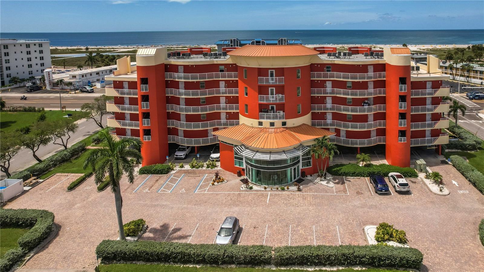 Photo of 11605 GULF BOULEVARD #503 TREASURE ISLAND FL 33706
