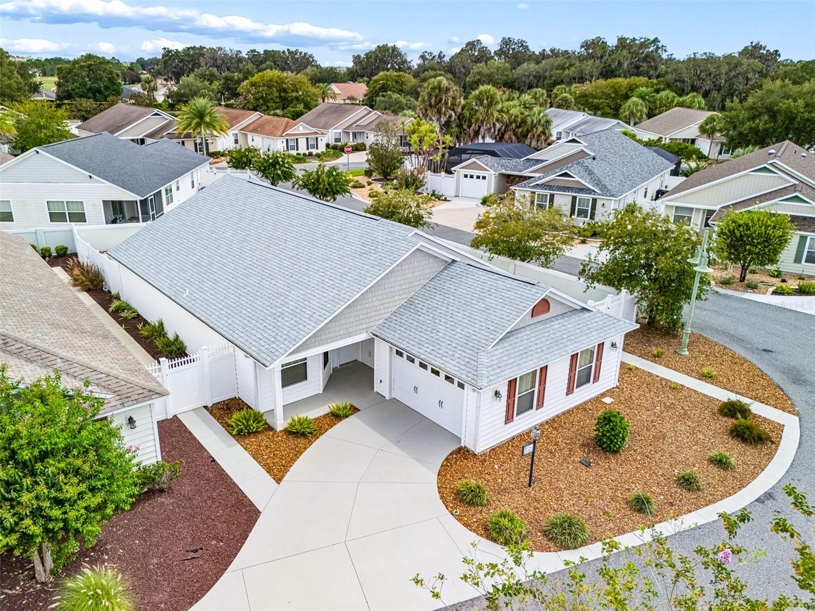 Photo of 1134 SOUTHERN SUN DRIVE THE VILLAGES FL 32162