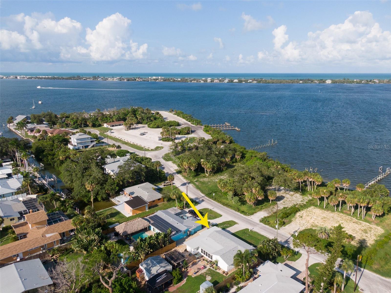 Photo of 185 WINSON AVENUE ENGLEWOOD FL 34223