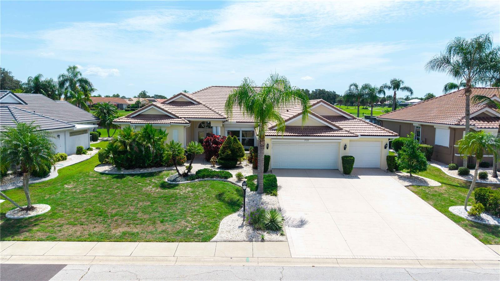 Photo of 2122 PLATINUM DRIVE SUN CITY CENTER FL 33573