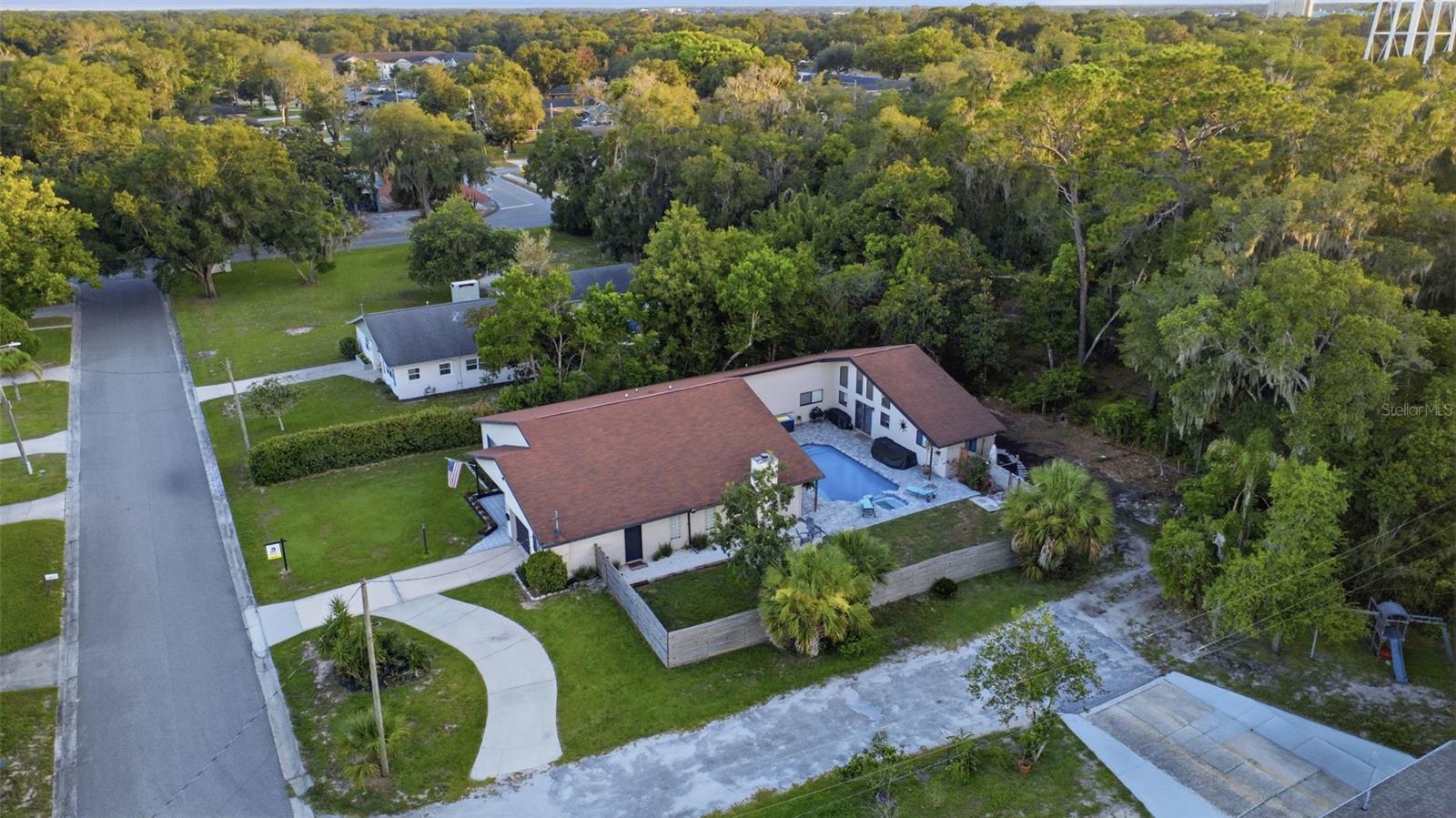 Photo of 516 N MCDONALD AVENUE DELAND FL 32724