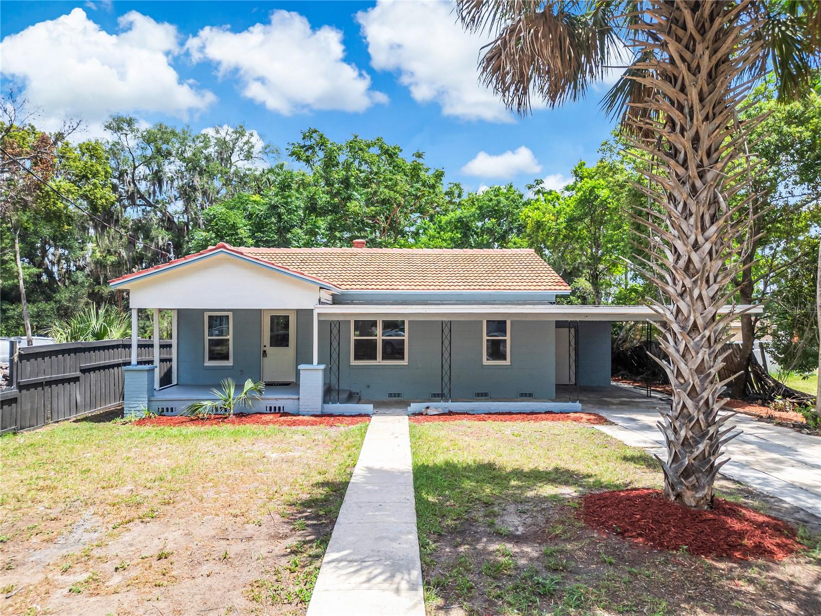 Photo of 1504 W LINE STREET LEESBURG FL 34748