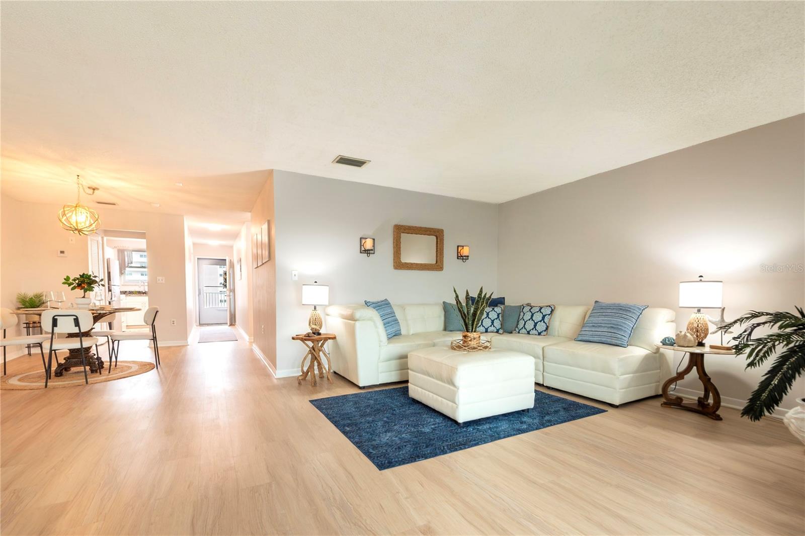 Photo of 5925 SHORE BOULEVARD #405 GULFPORT FL 33707