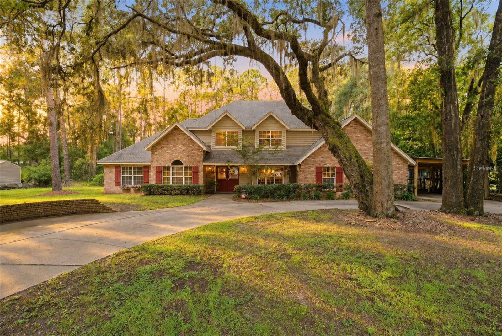 Photo of 44131 PARKWAY LANE ALTOONA FL 32702