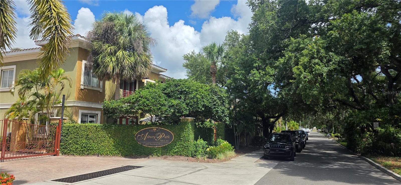 Photo of 4907 BAYSHORE BOULEVARD #103 TAMPA FL 33611