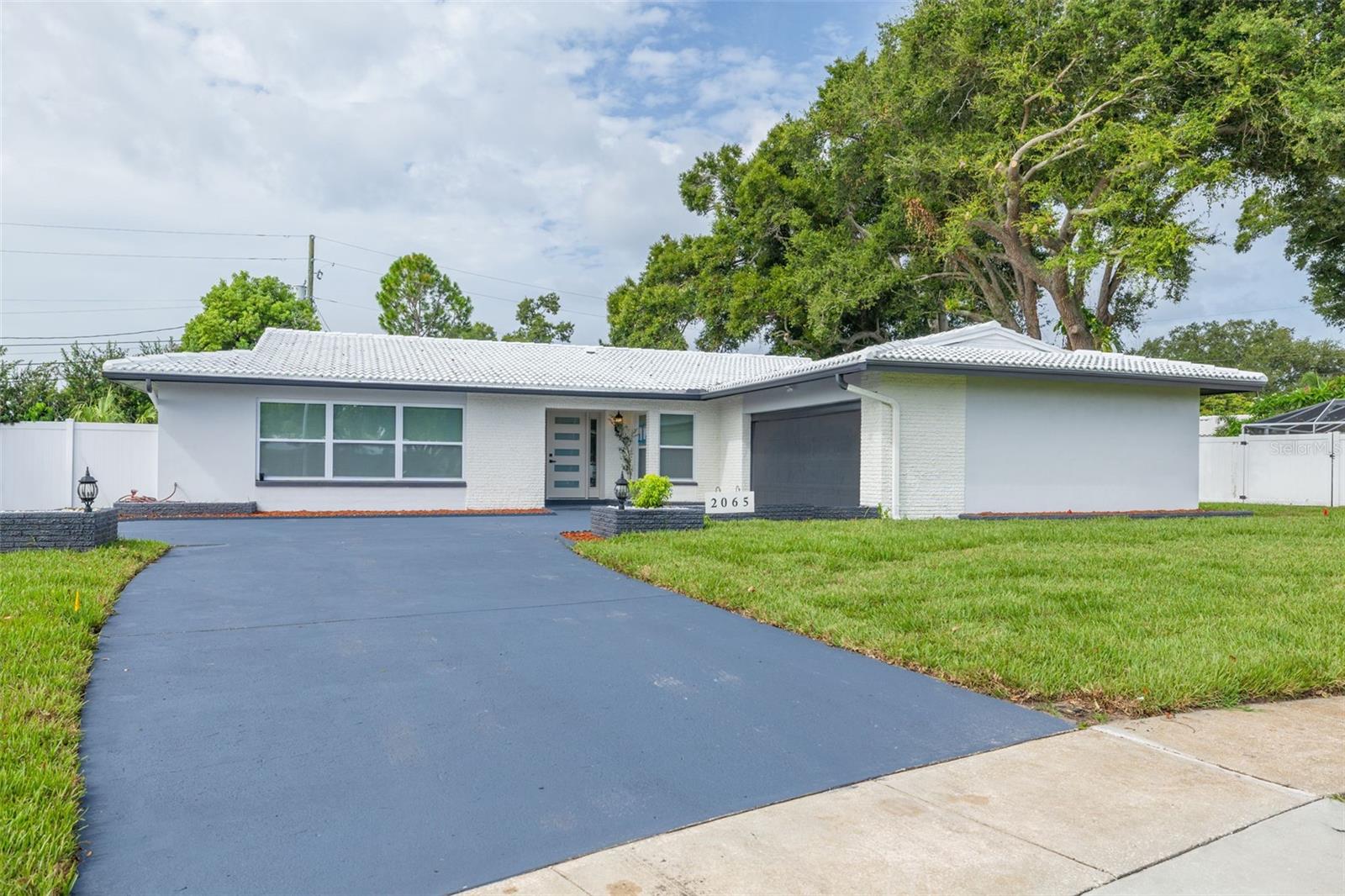 Photo of 2065 ENVOY COURT CLEARWATER FL 33764