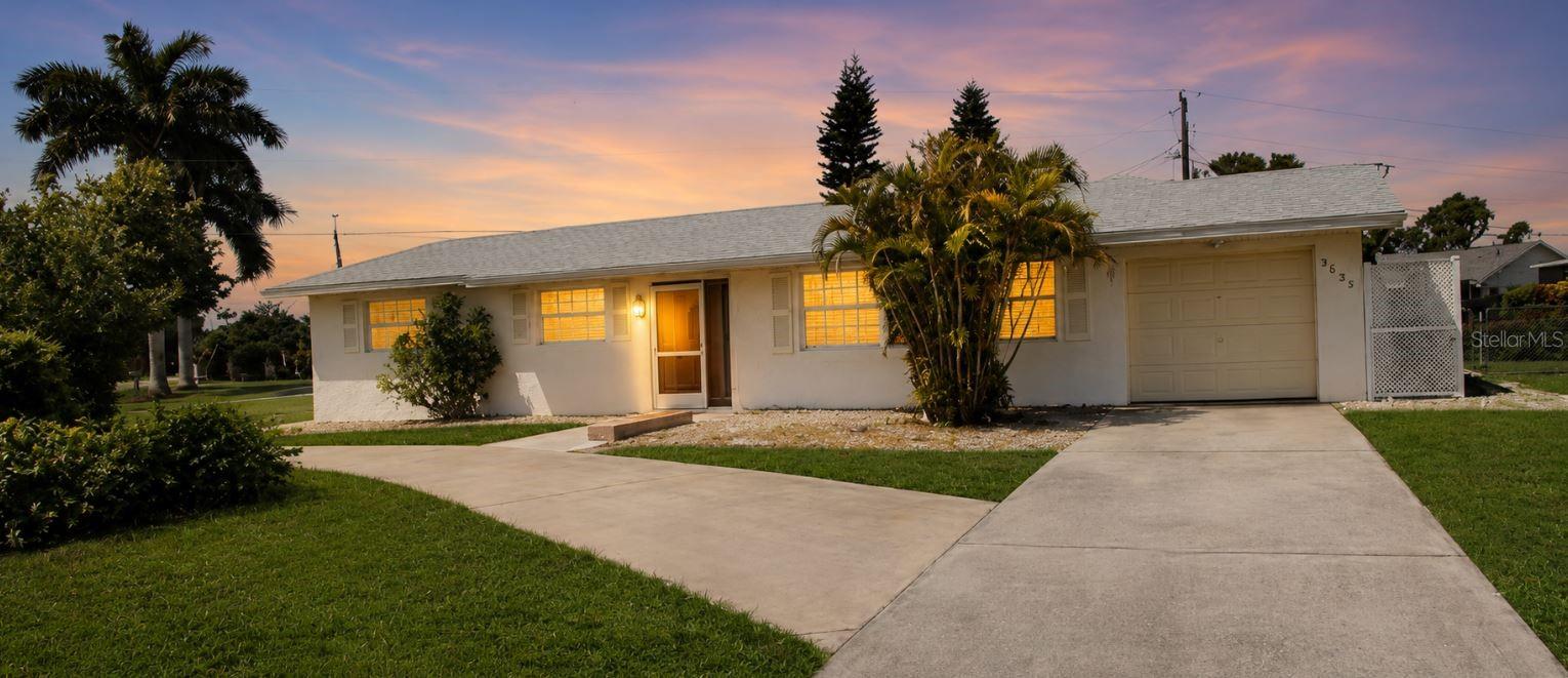 Photo of 22191 NEW ROCHELLE AVENUE PORT CHARLOTTE FL 33952